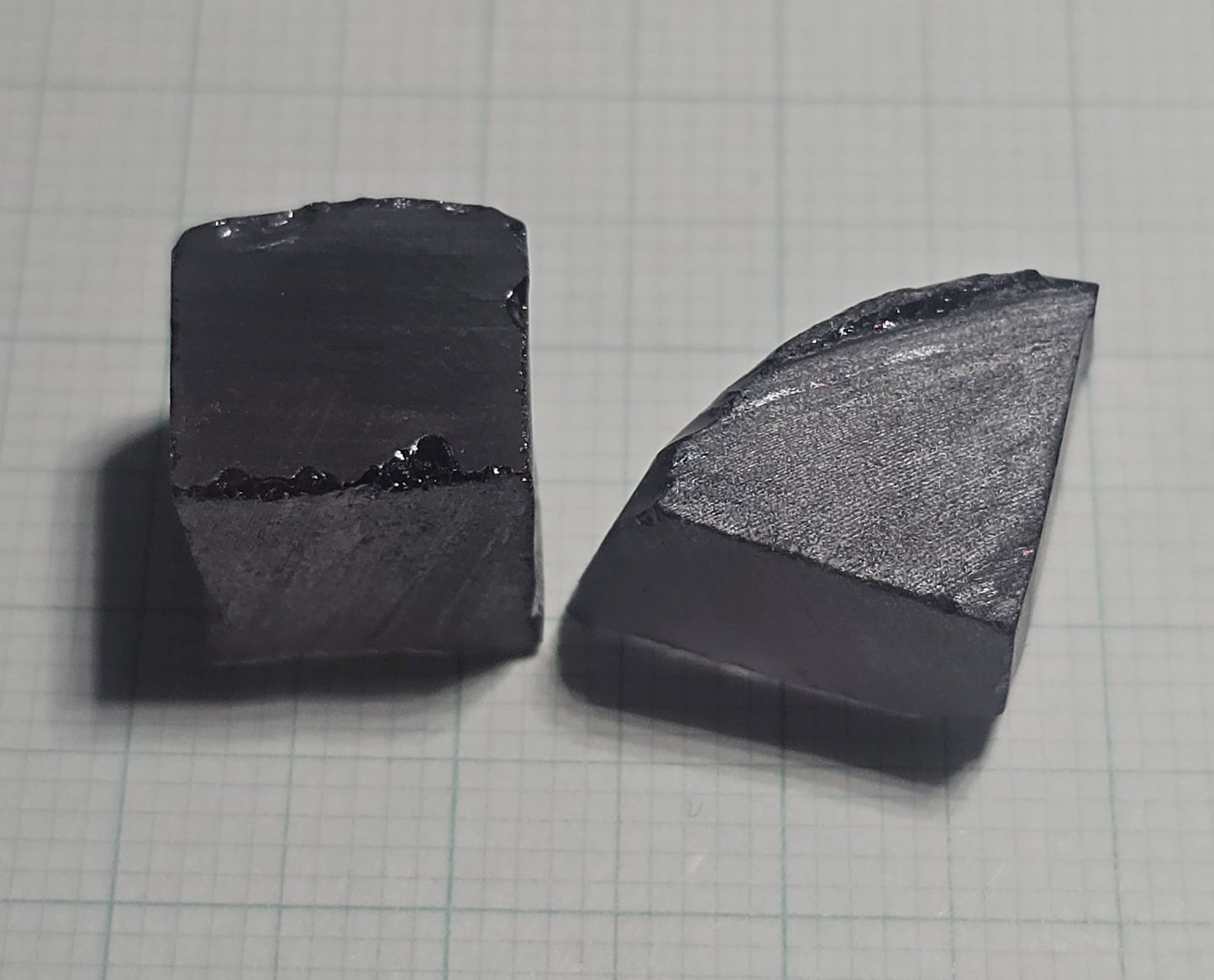 Dusk Gray YAG Facet Rough, Purple and Blue Dusk Laser Garnet