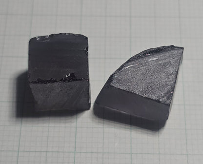 Dusk Gray YAG Facet Rough, Purple and Blue Dusk Laser Garnet