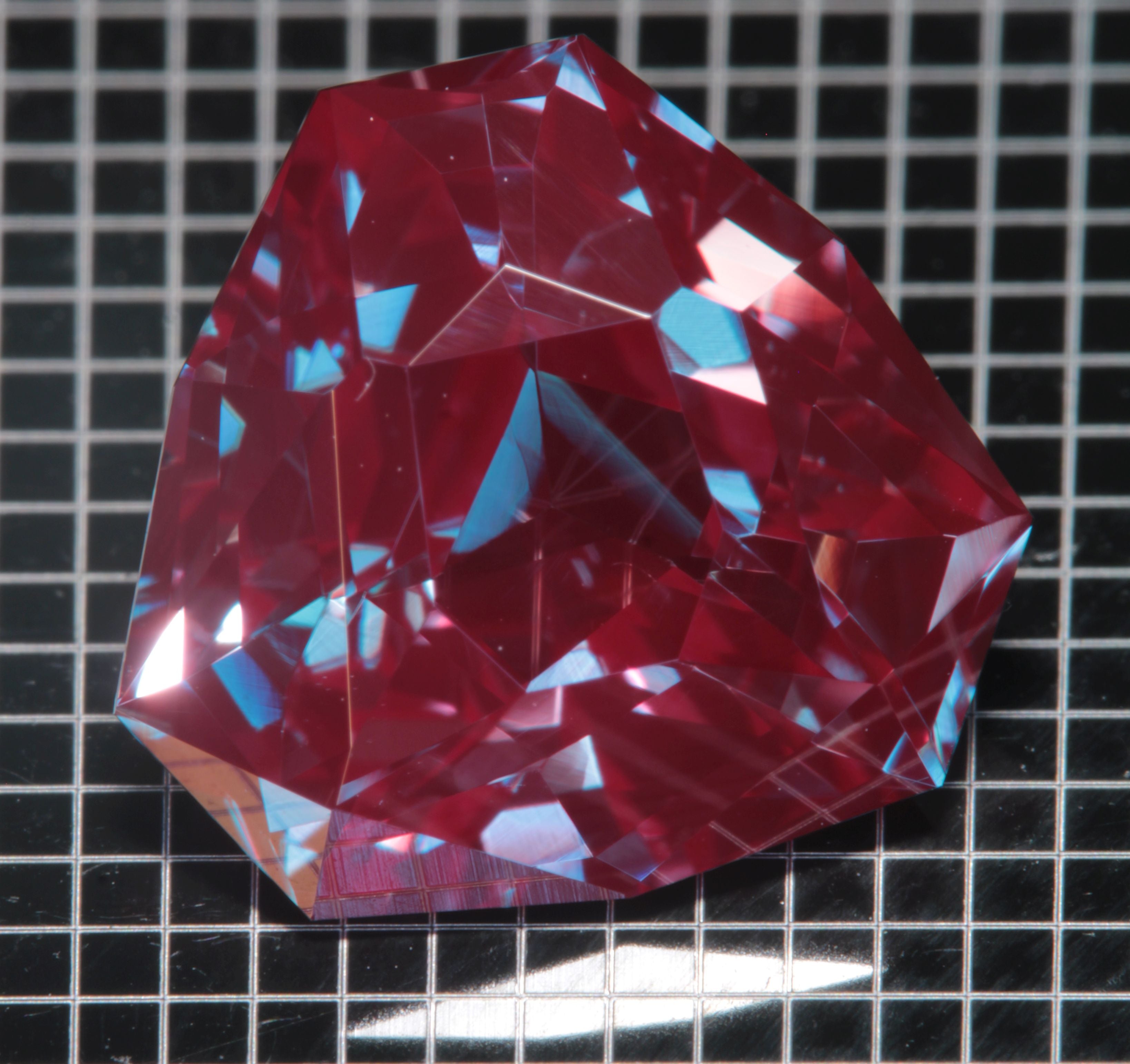 Laser Alexandrite Faceted Stones, Lab Created Red Glow Alexandrite