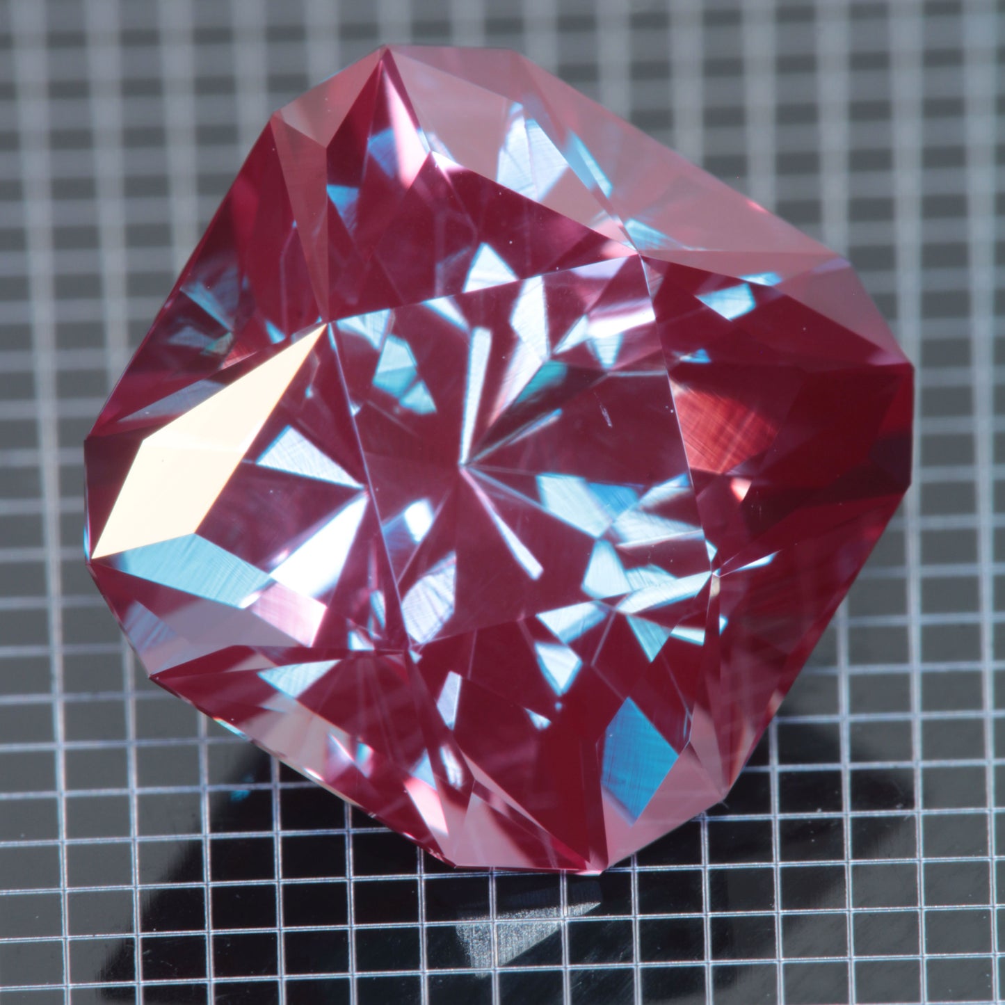 Laser Alexandrite Faceted Stones, Lab Created Red Glow Alexandrite