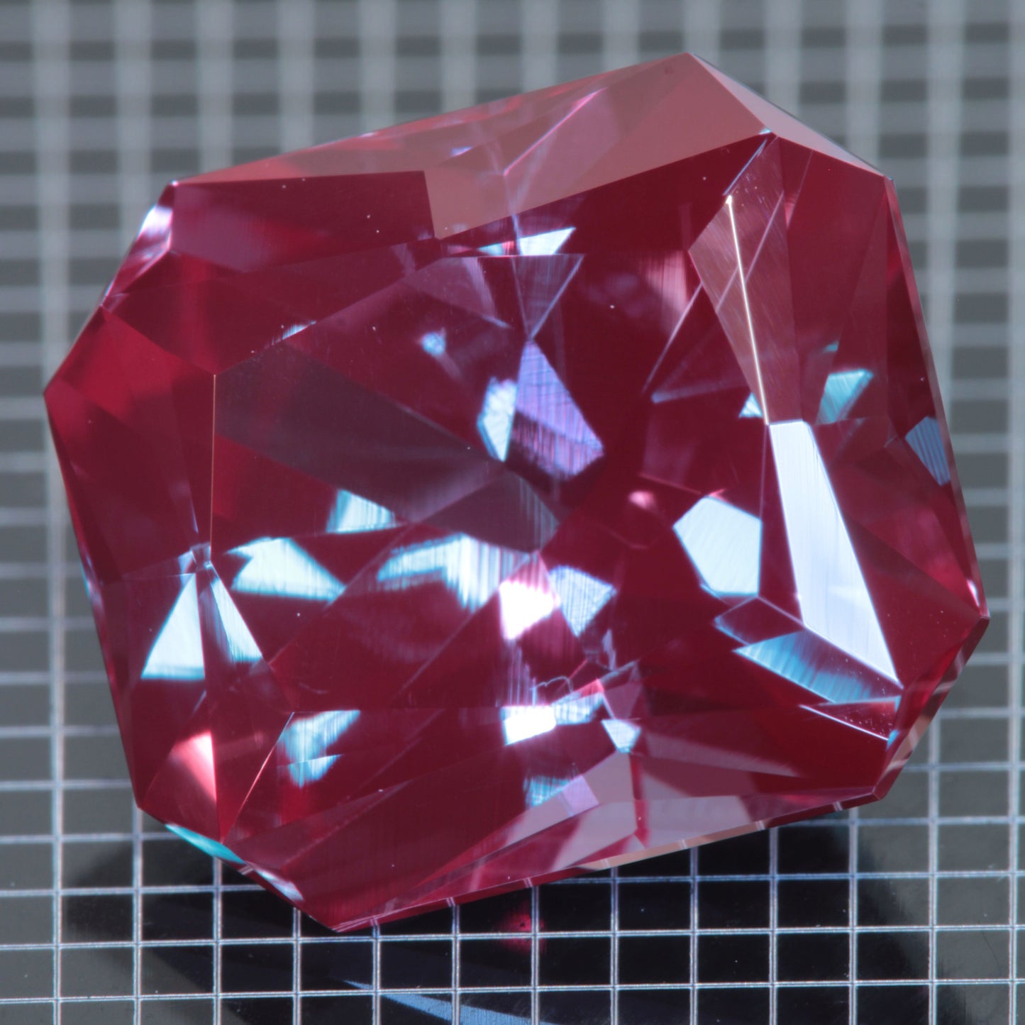Laser Alexandrite Faceted Stones, Lab Created Red Glow Alexandrite