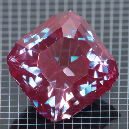 Laser Alexandrite Faceted Stones, Lab Created Red Glow Alexandrite