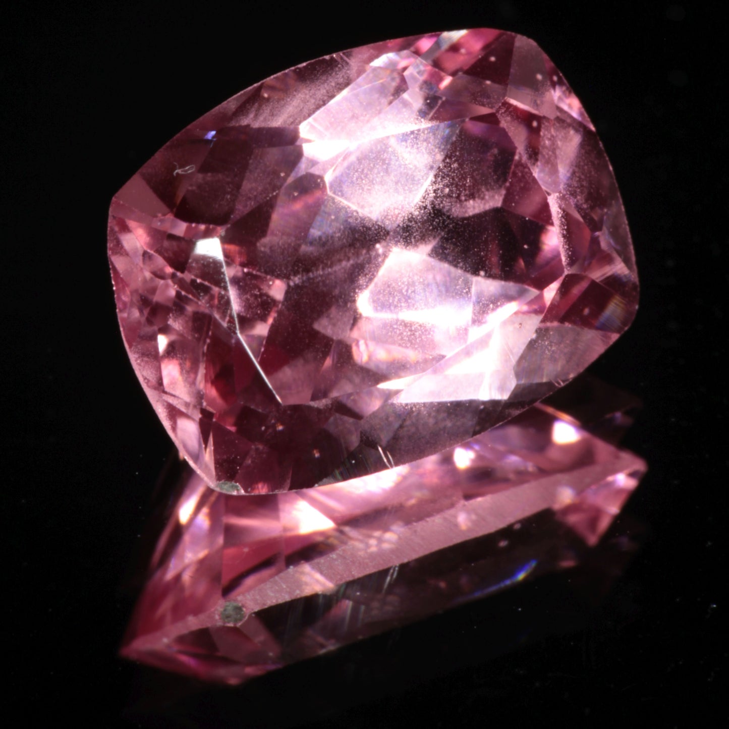 Bubbly Laser Ti:Sapphire Gems, Titanium Strawberry Sapphire Cut Stones