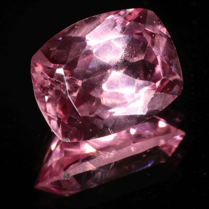 Bubbly Laser Ti:Sapphire Gems, Titanium Strawberry Sapphire Cut Stones