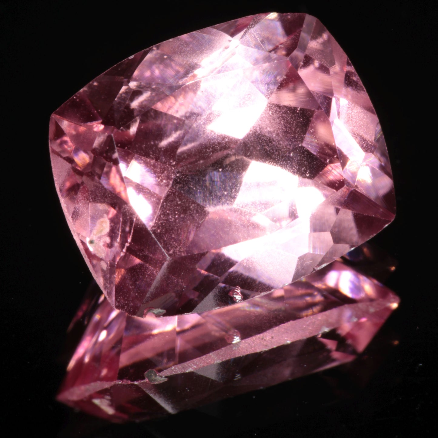 Bubbly Laser Ti:Sapphire Gems, Titanium Strawberry Sapphire Cut Stones