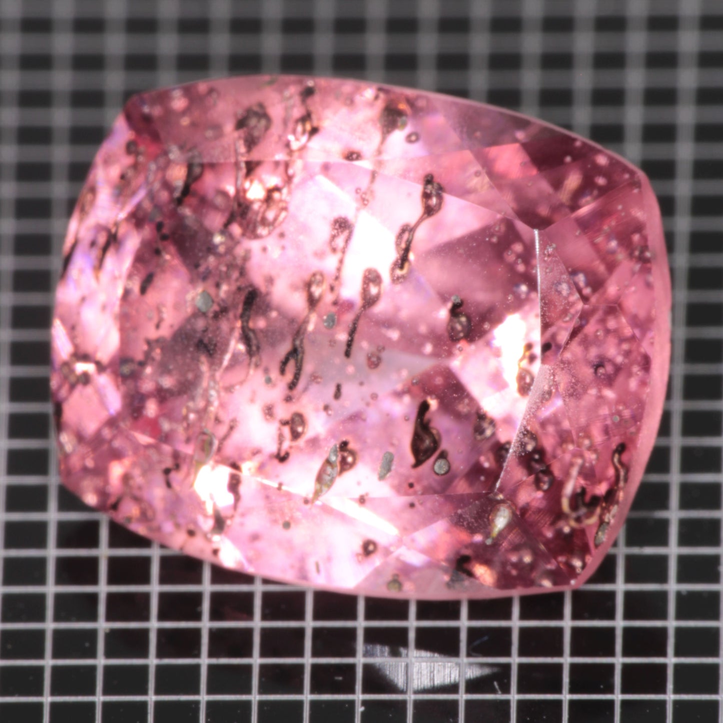 Bubbly Laser Ti:Sapphire Gems, Titanium Strawberry Sapphire Cut Stones