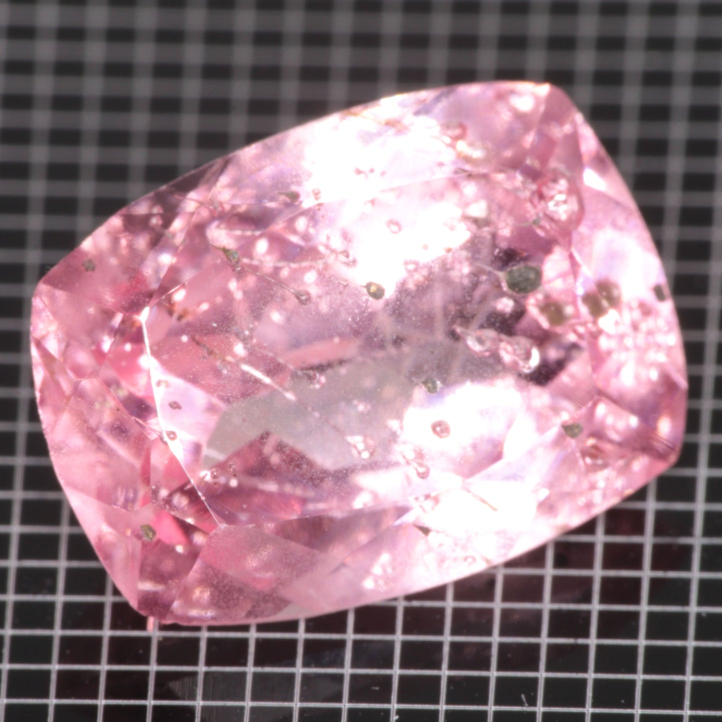 Bubbly Laser Ti:Sapphire Gems, Titanium Strawberry Sapphire Cut Stones