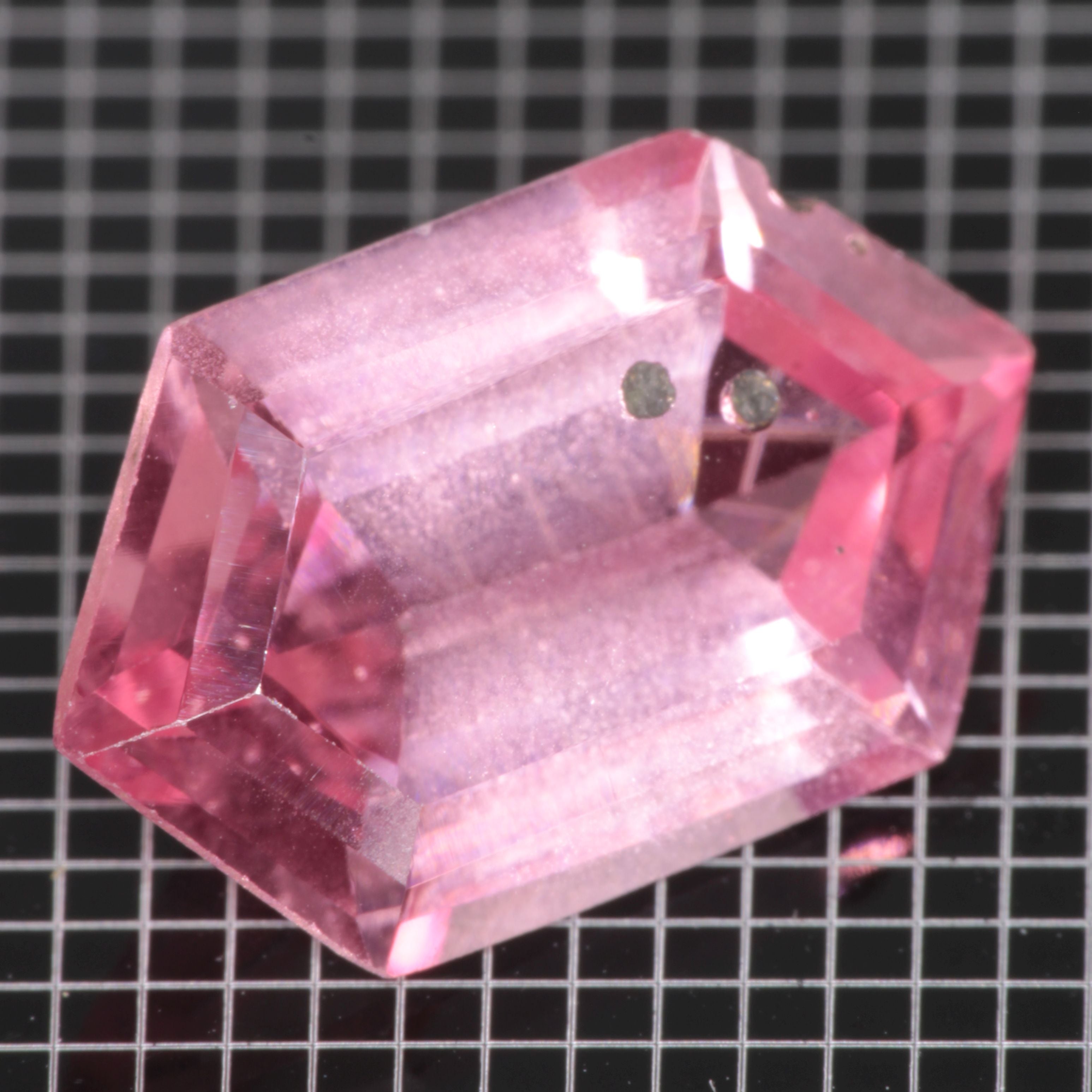 Bubbly Laser Ti:Sapphire Gems, Titanium Strawberry Sapphire Cut Stones