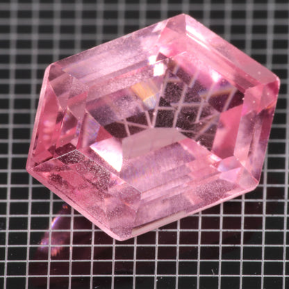 Bubbly Laser Ti:Sapphire Gems, Titanium Strawberry Sapphire Cut Stones