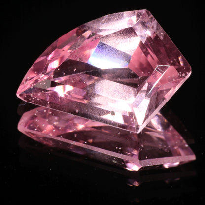 Bubbly Laser Ti:Sapphire Gems, Titanium Strawberry Sapphire Cut Stones