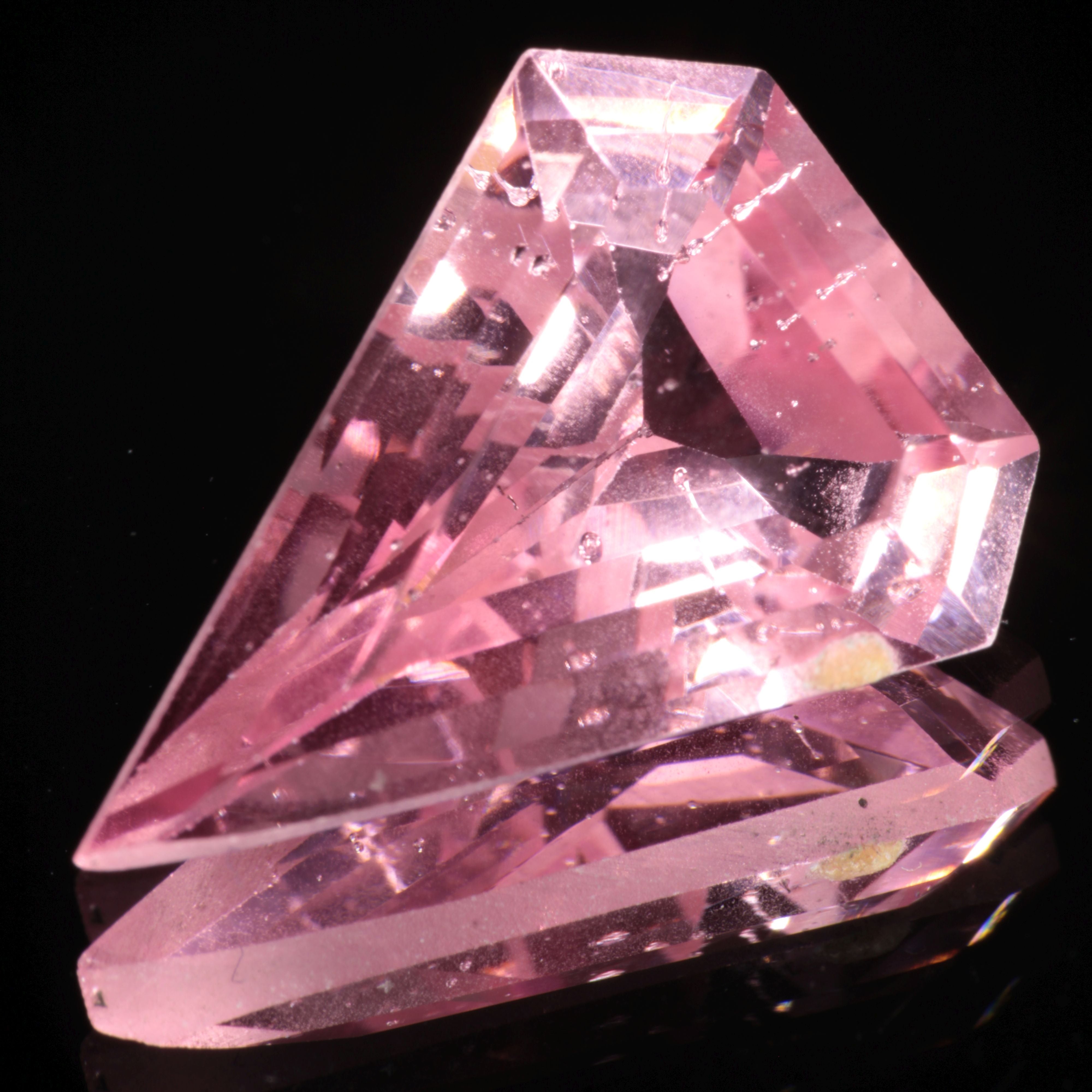 Bubbly Laser Ti:Sapphire Gems, Titanium Strawberry Sapphire Cut Stones