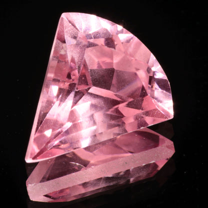 Bubbly Laser Ti:Sapphire Gems, Titanium Strawberry Sapphire Cut Stones