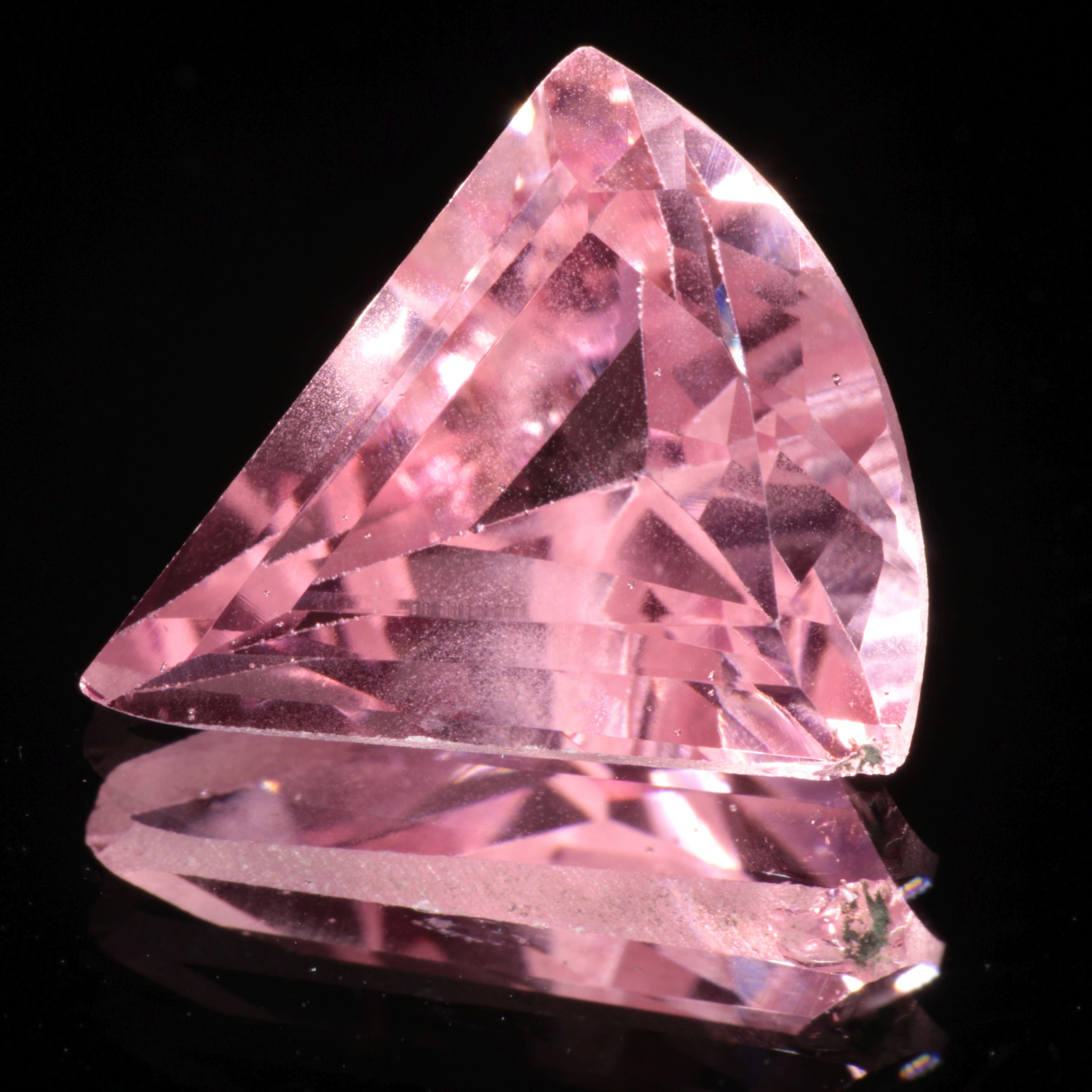 Bubbly Laser Ti:Sapphire Gems, Titanium Strawberry Sapphire Cut Stones