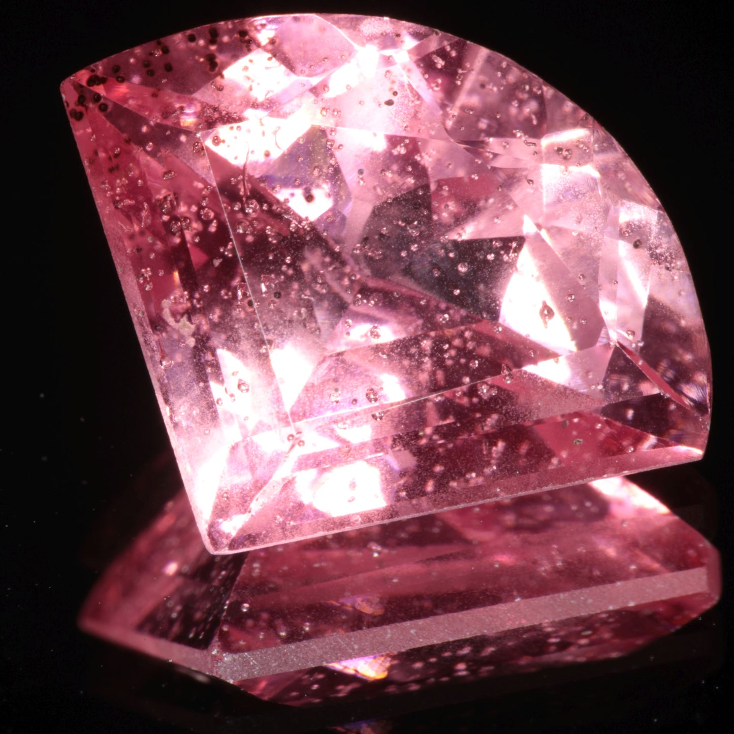 Bubbly Laser Ti:Sapphire Gems, Titanium Strawberry Sapphire Cut Stones