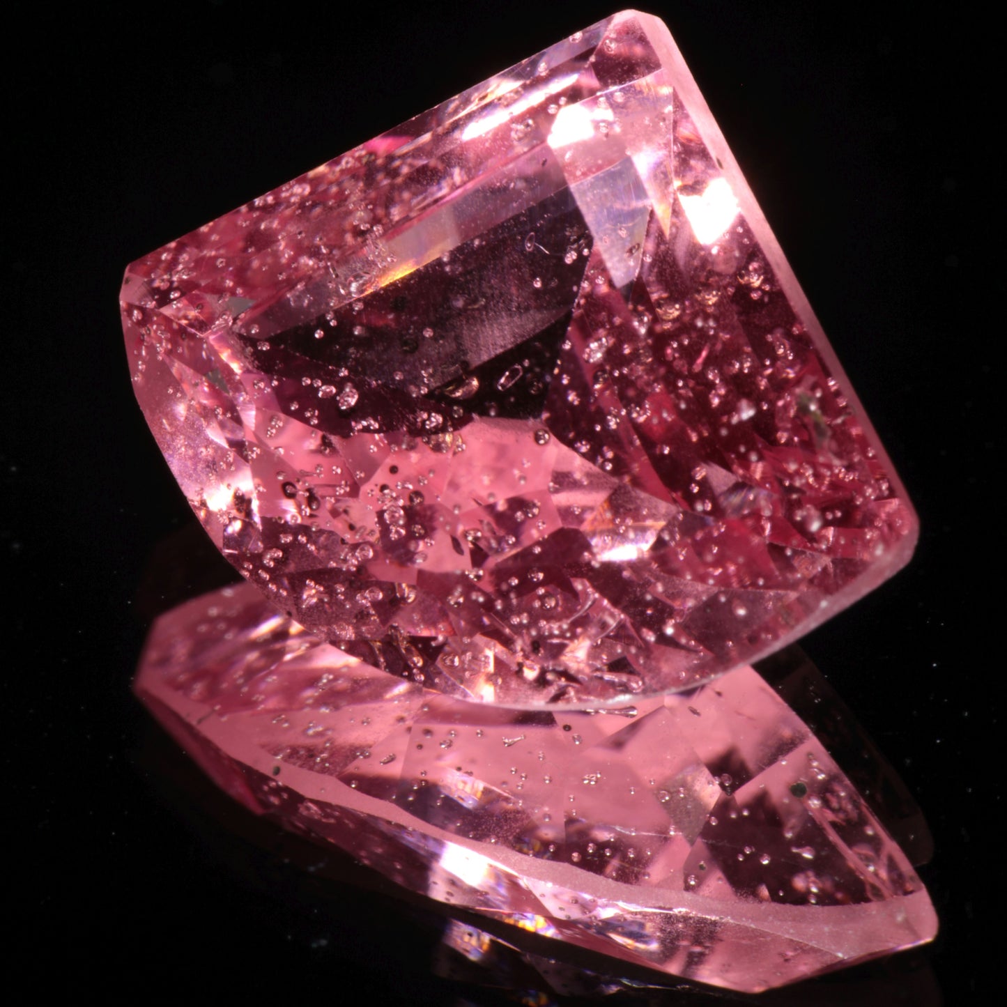 Bubbly Laser Ti:Sapphire Gems, Titanium Strawberry Sapphire Cut Stones