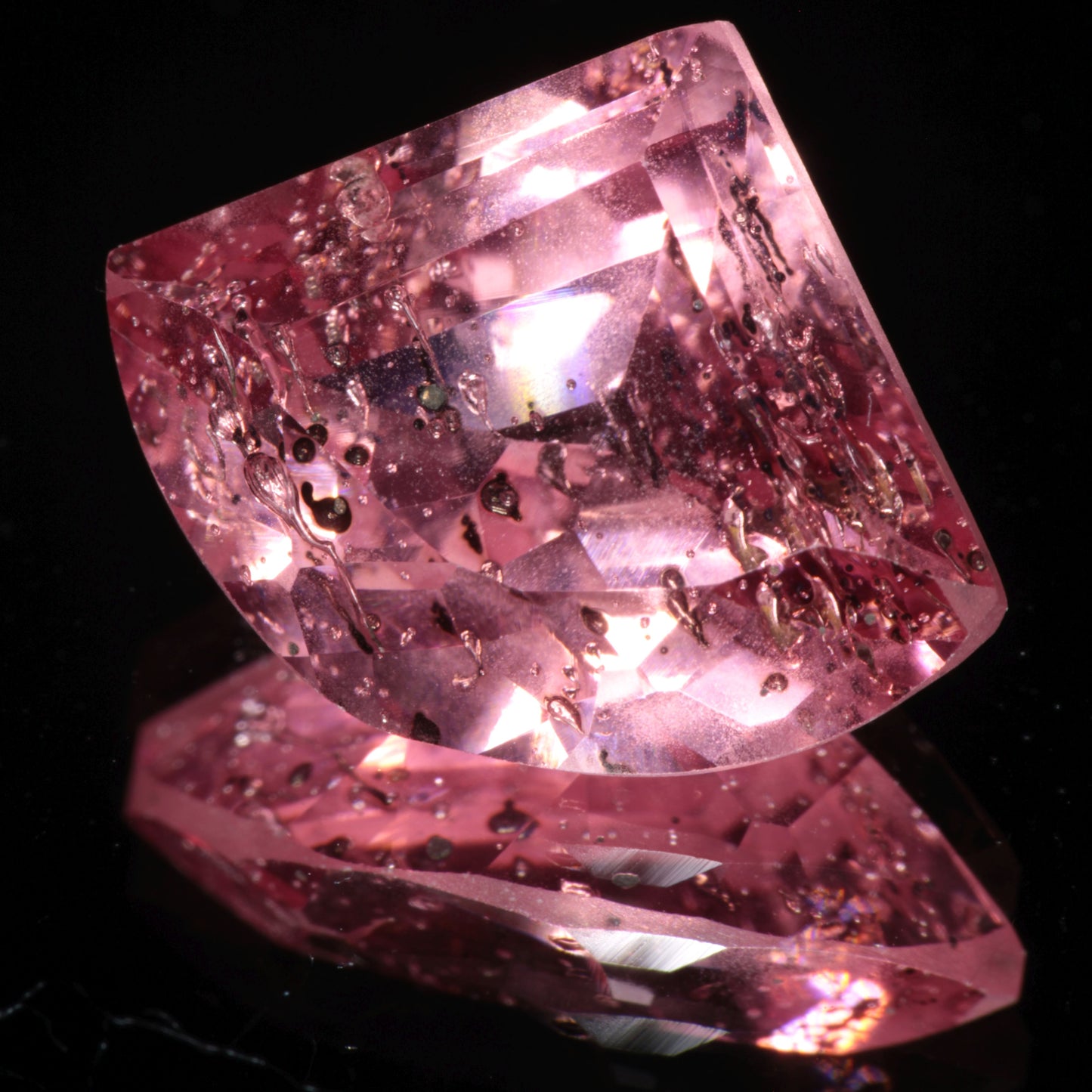 Bubbly Laser Ti:Sapphire Gems, Titanium Strawberry Sapphire Cut Stones