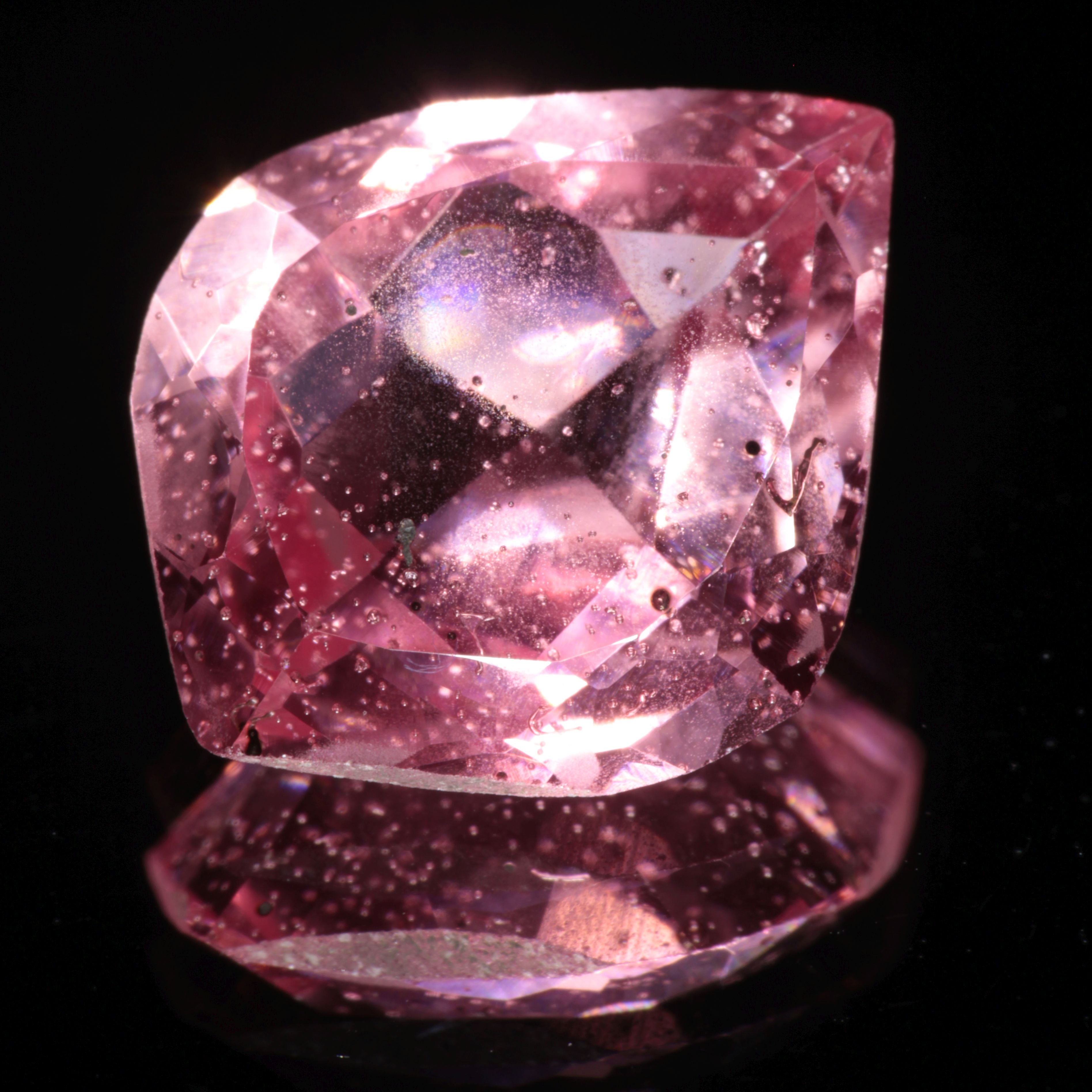 Bubbly Laser Ti:Sapphire Gems, Titanium Strawberry Sapphire Cut Stones