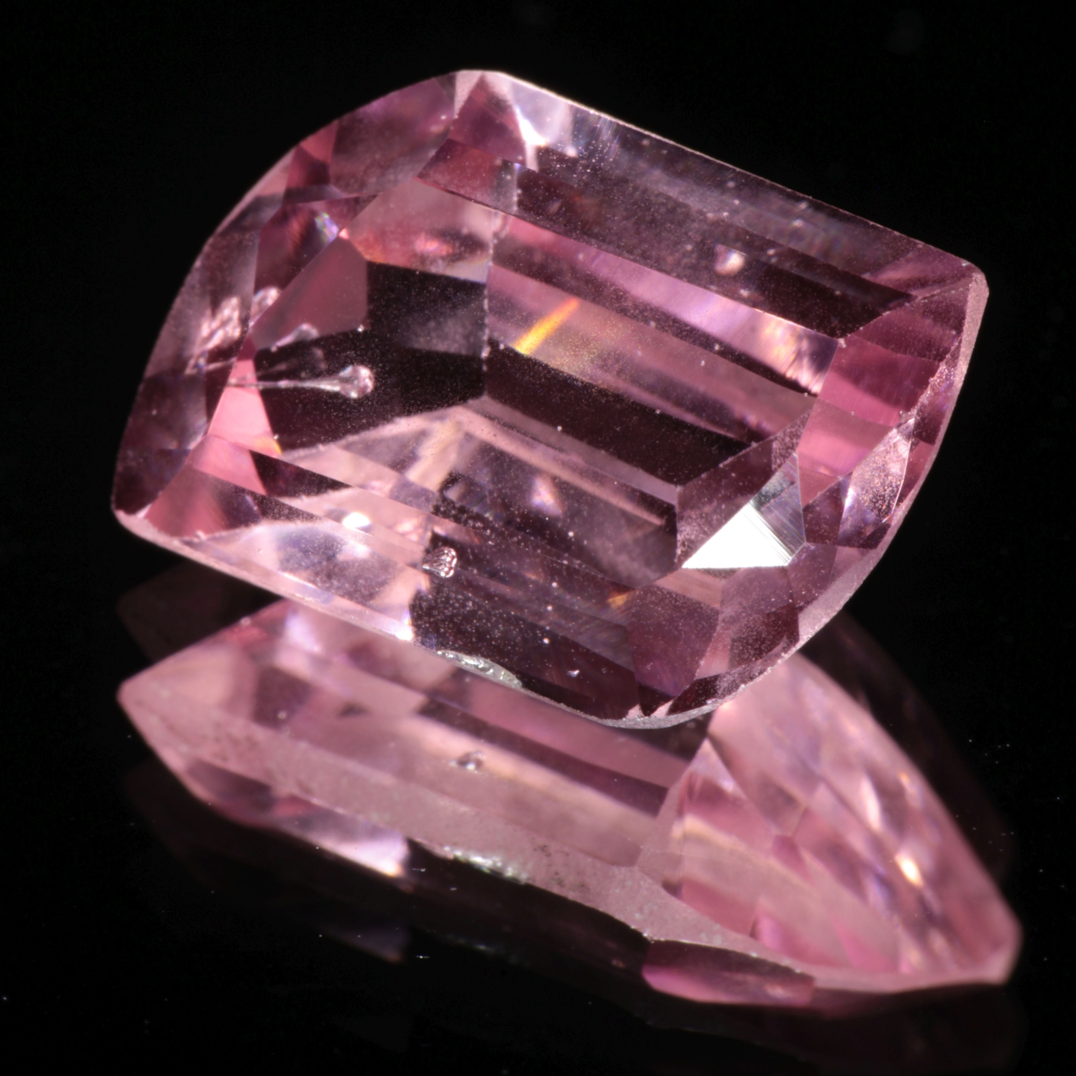 Bubbly Laser Ti:Sapphire Gems, Titanium Strawberry Sapphire Cut Stones