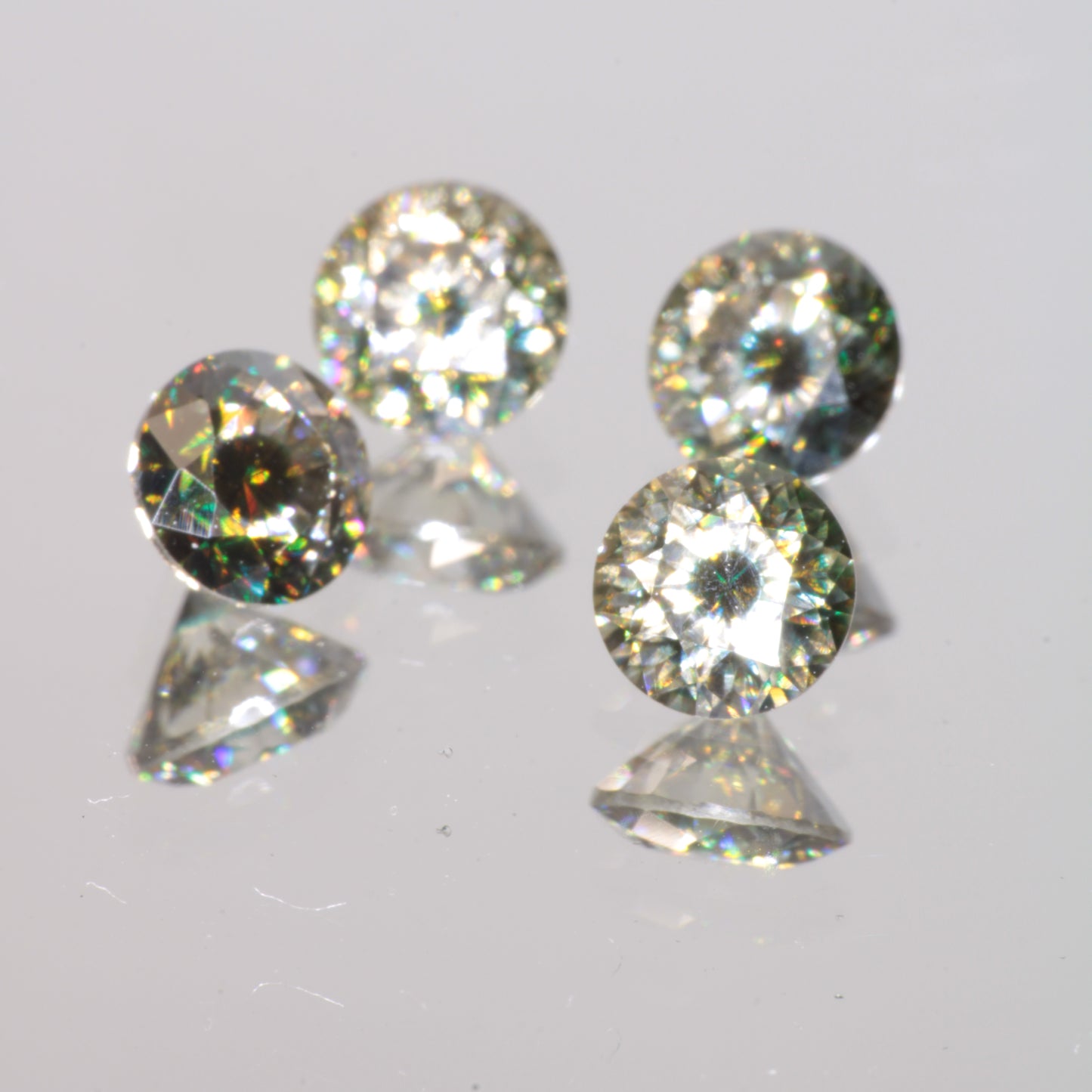 Moissanite Eyes, Loose Round Cut Bicolor Moissanites