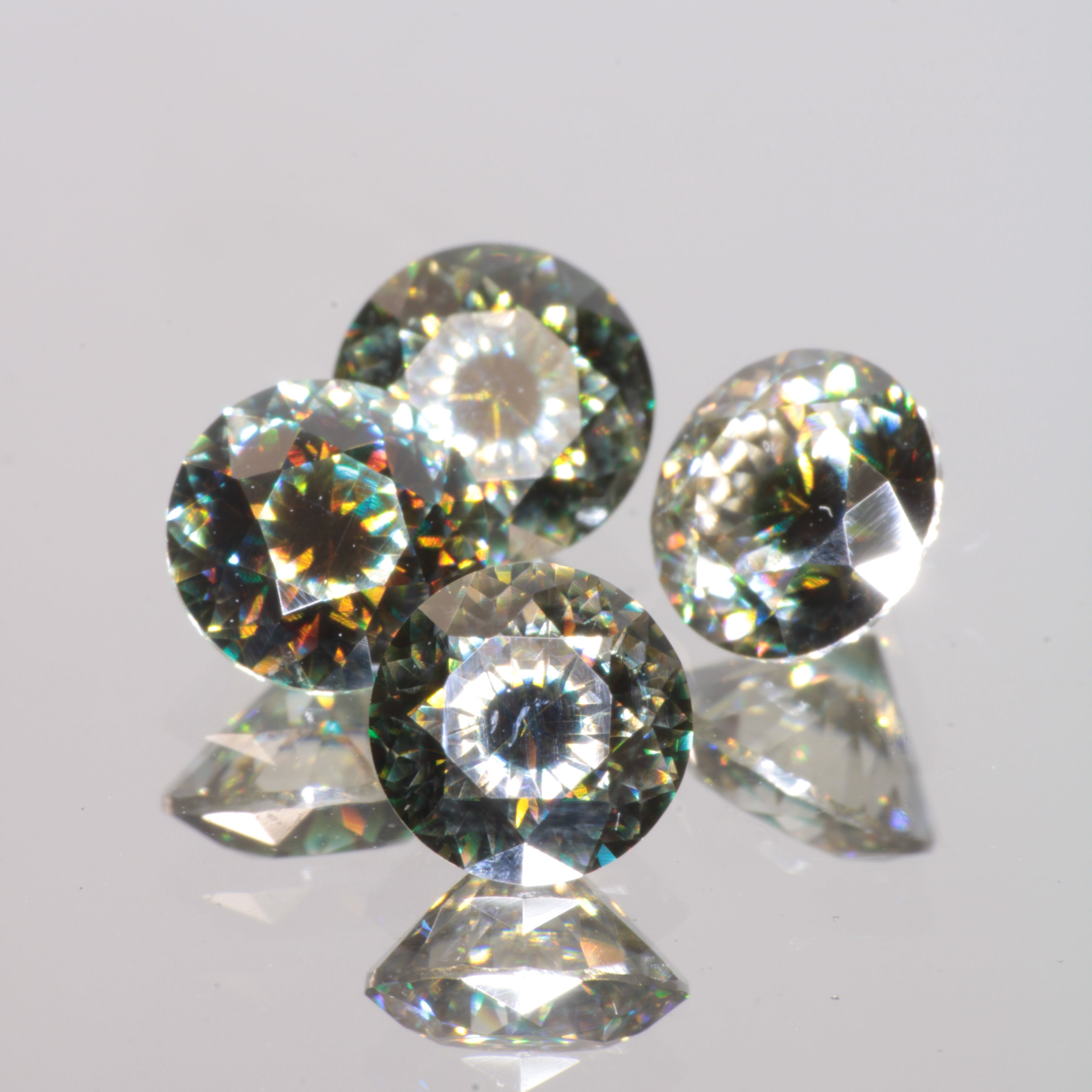 Moissanite Eyes, Loose Round Cut Bicolor Moissanites