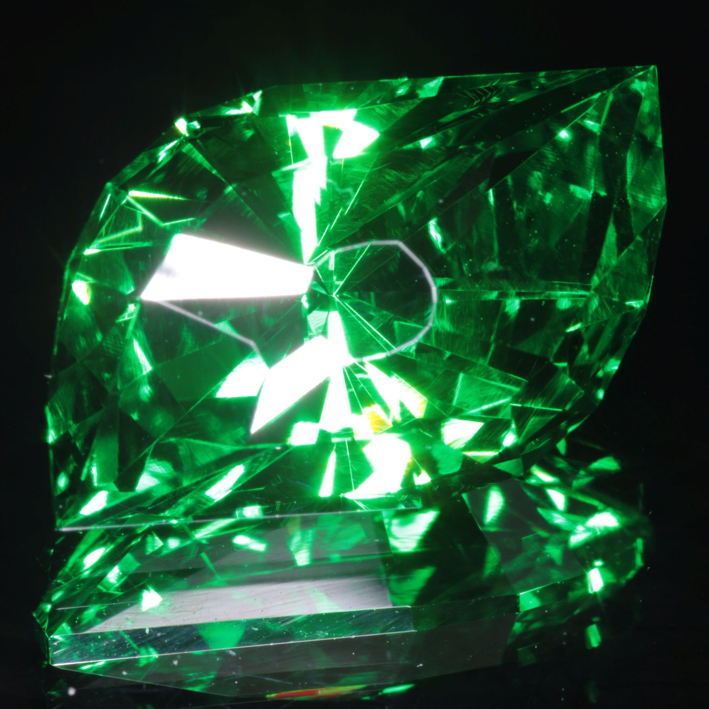 CTH:YAG Faceted Loose Stones, Cut Green Lab Garnets