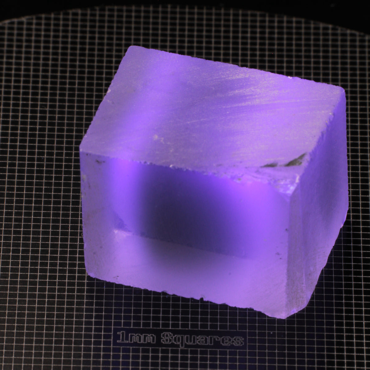 extra large Grey Phantom Laser YAG dice rough