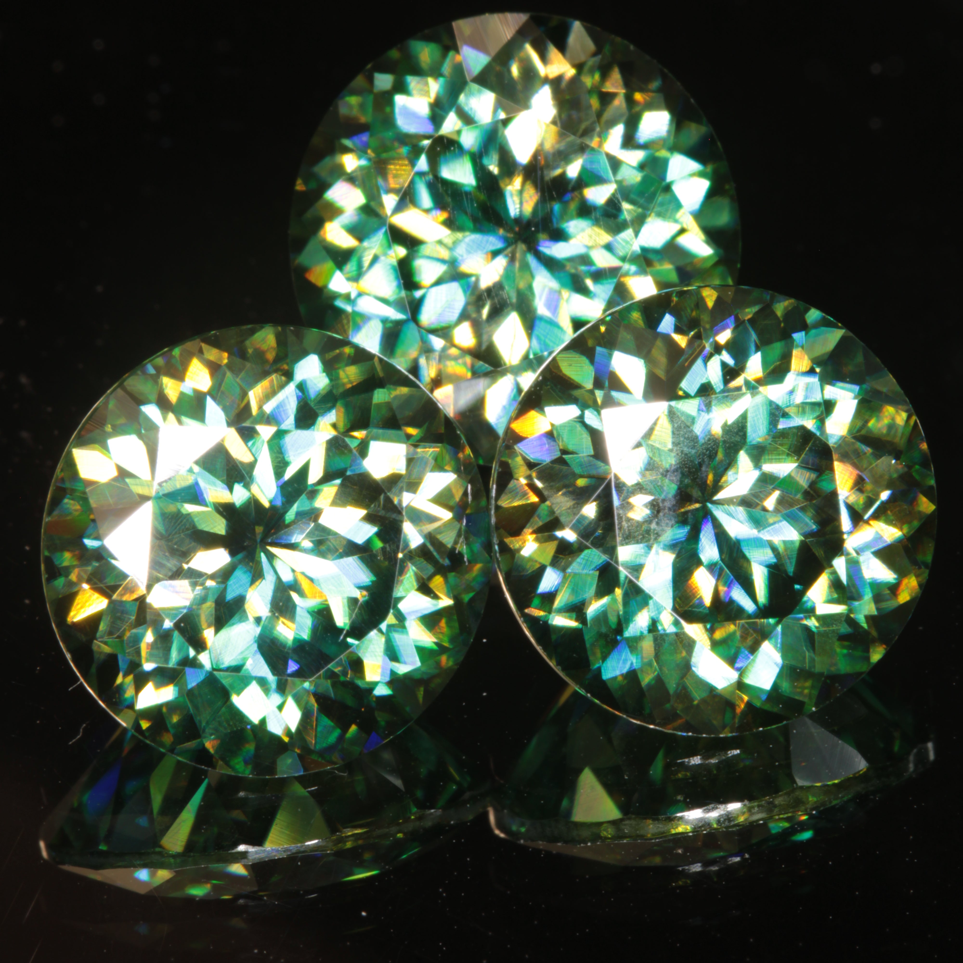 Dichroic Green Moissanite Gemstones