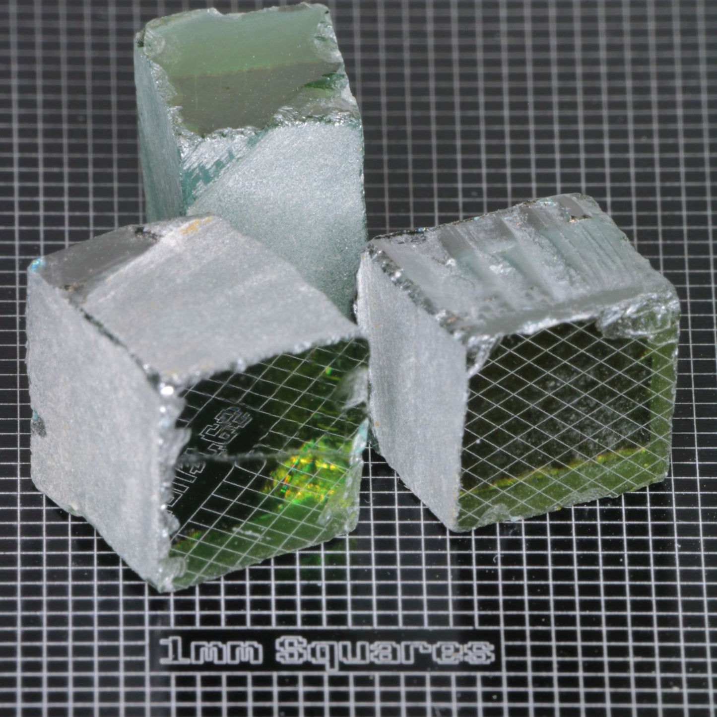 Dichroic Blue Yellow Moissanite Facet Rough
