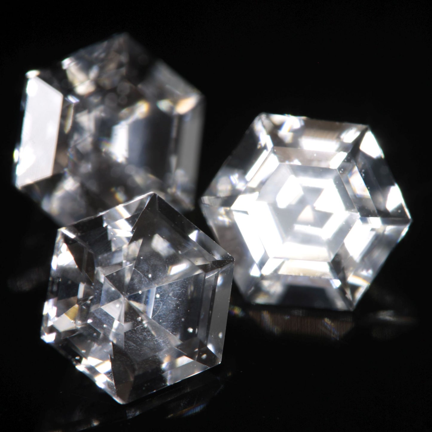 F35 Window Sapphire Faceted Hexagon Gemstone
