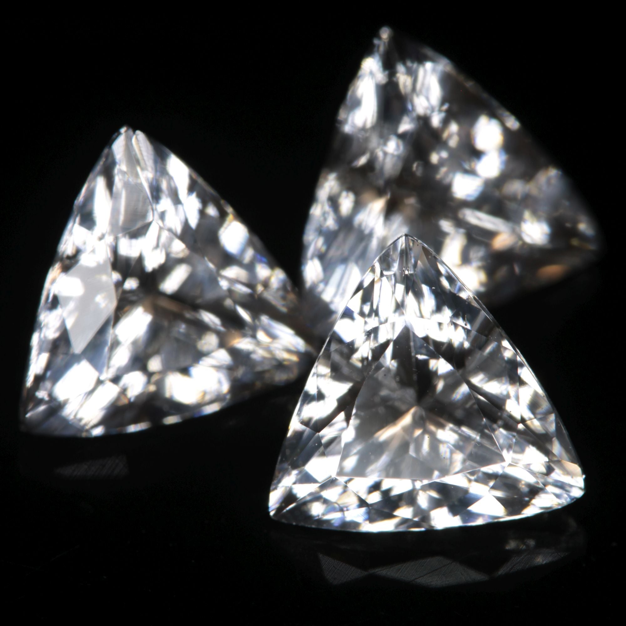 F-35 Window Sapphire Trillion Gem