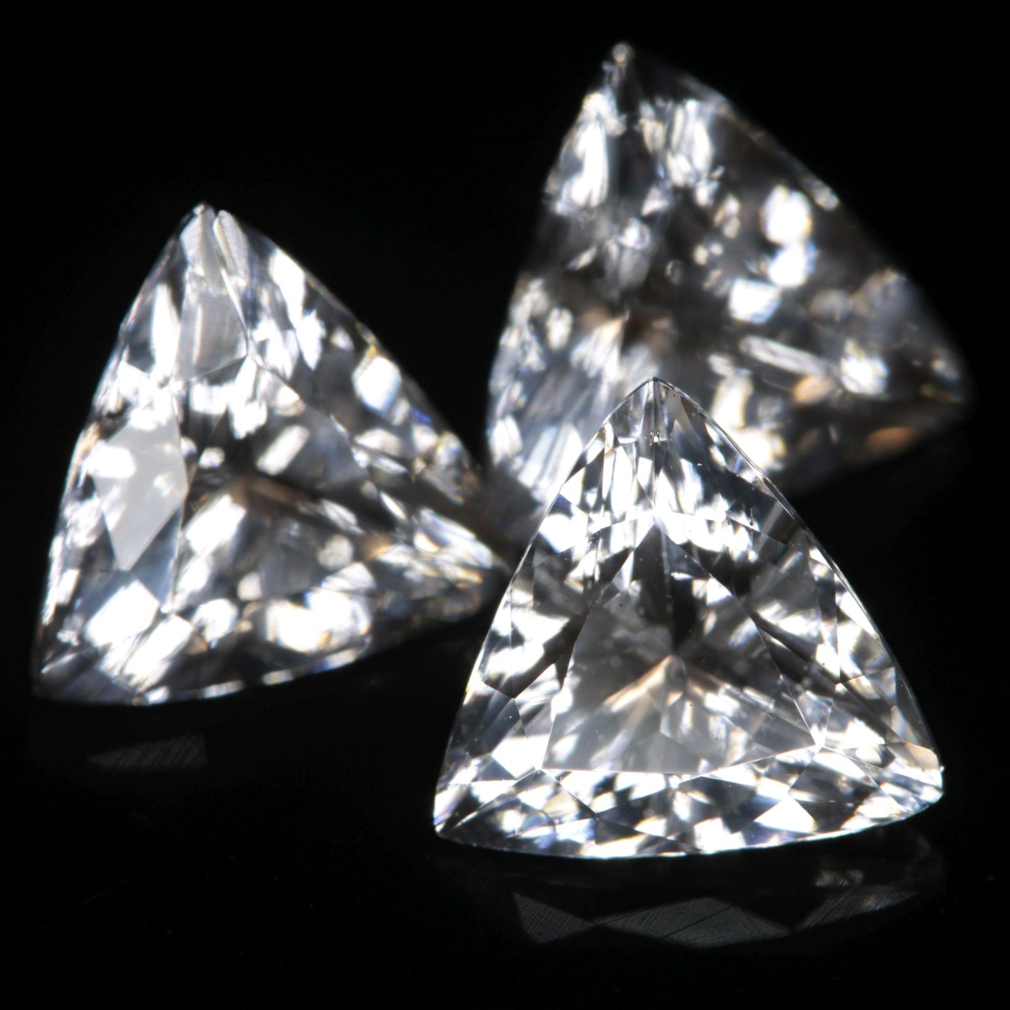 F-35 Window Sapphire Trillion Gem