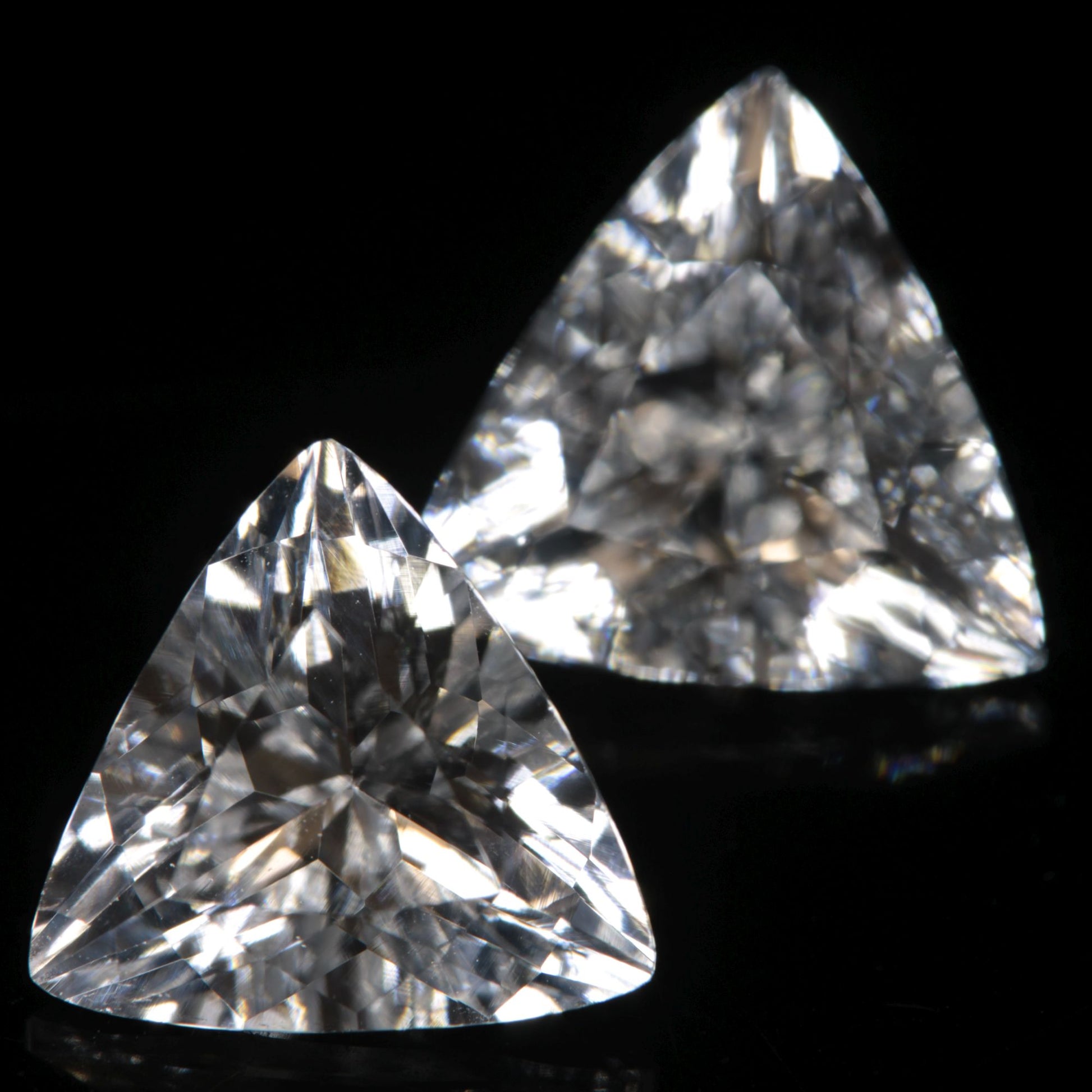 F-35 Window Sapphire Trillion Gem
