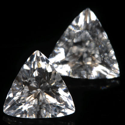F-35 Window Sapphire Trillion Gem