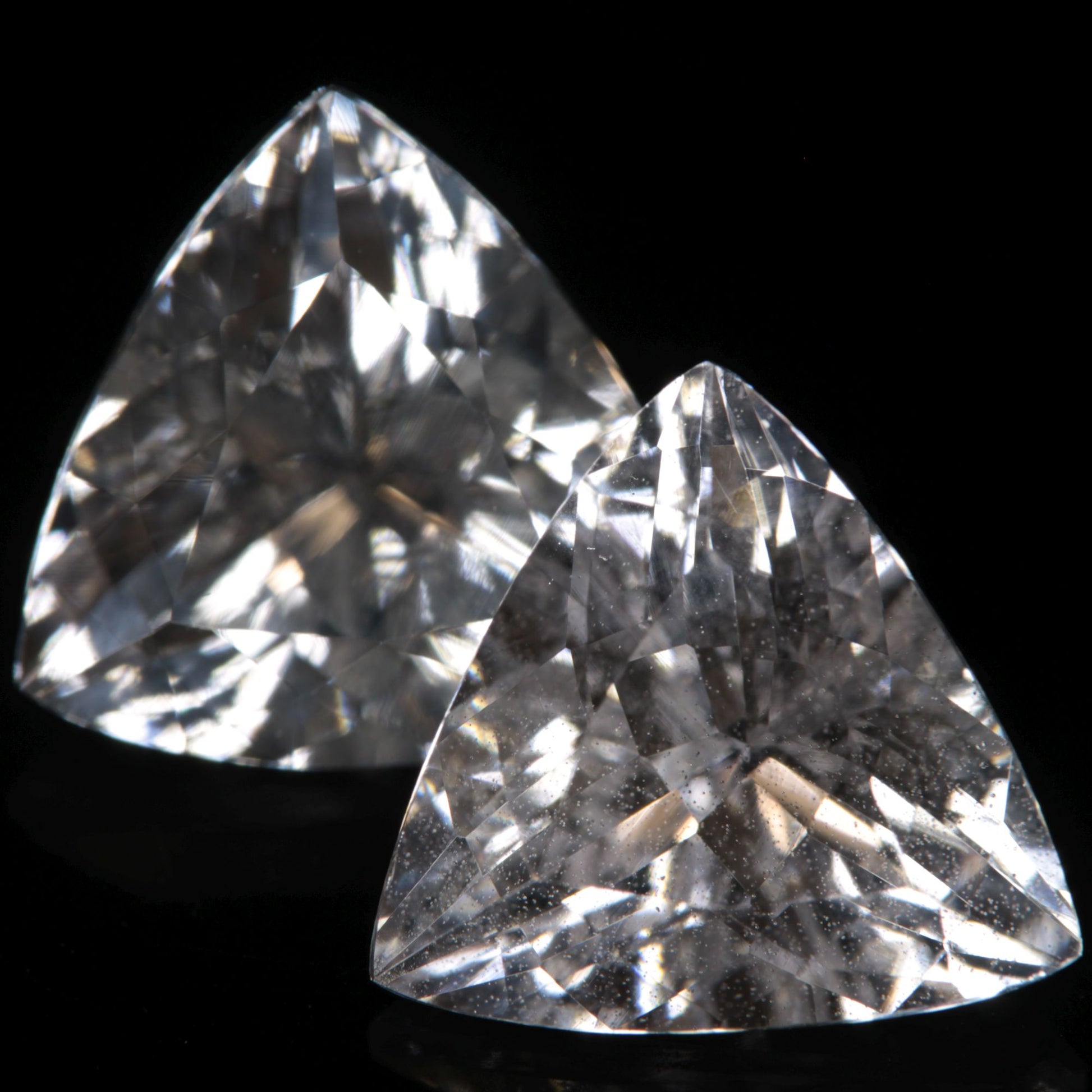 F-35 Window Sapphire Trillion Gem