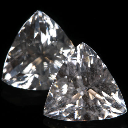 F-35 Window Sapphire Trillion Gem