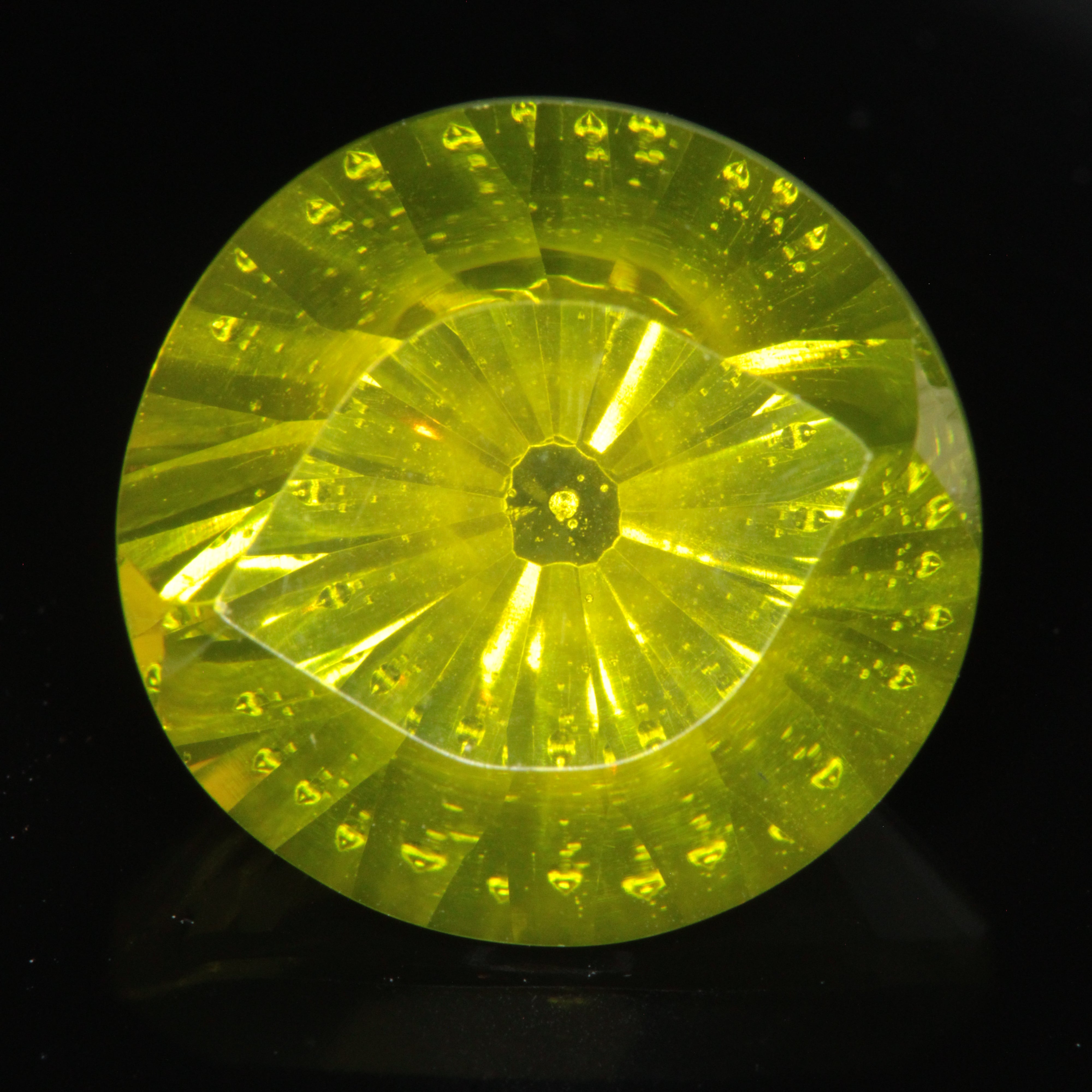 Zombie Garnet, Yellow Green Laser Garnet Faceted Stones, Ce+?? YAG