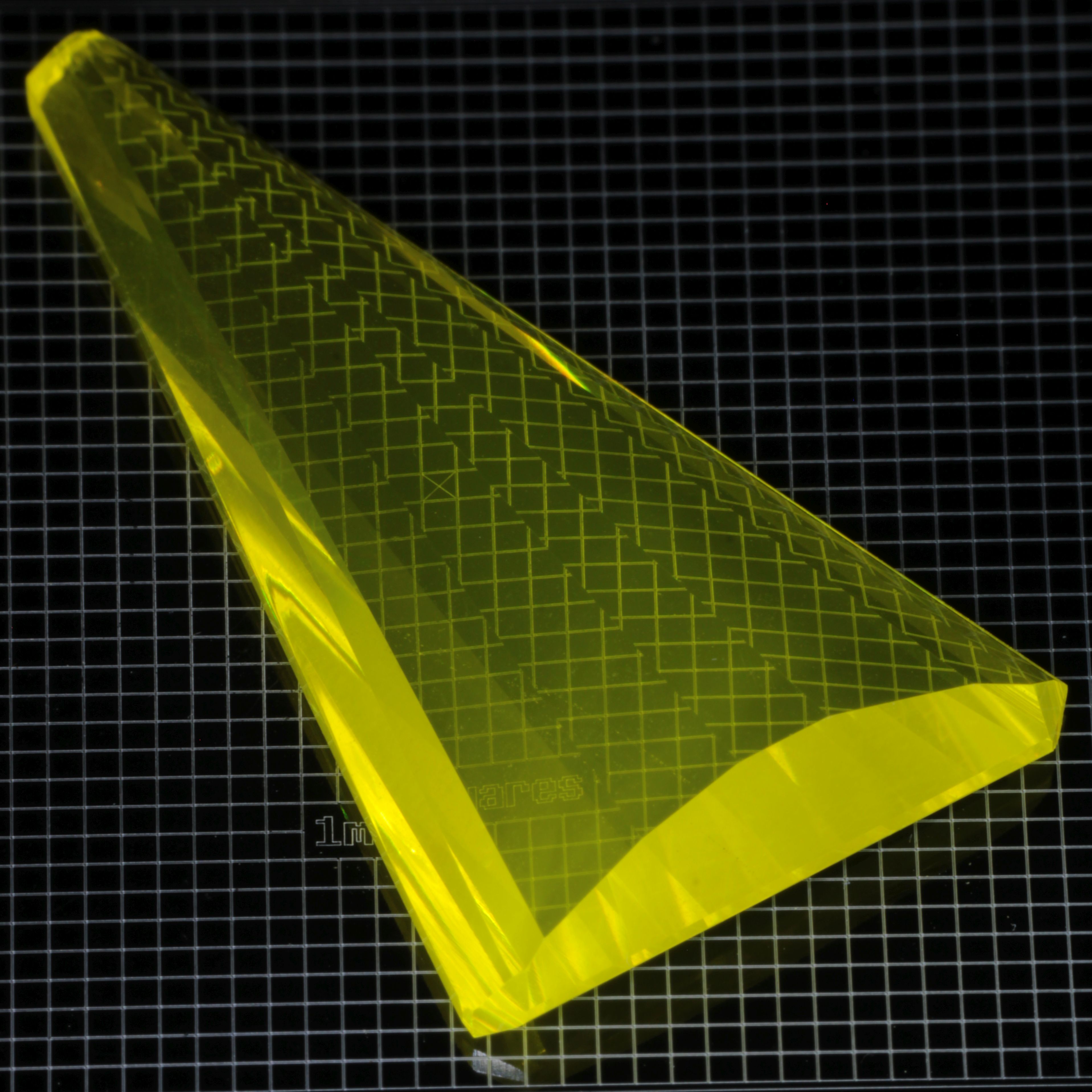 Faceted GAGG Pointer gemstone