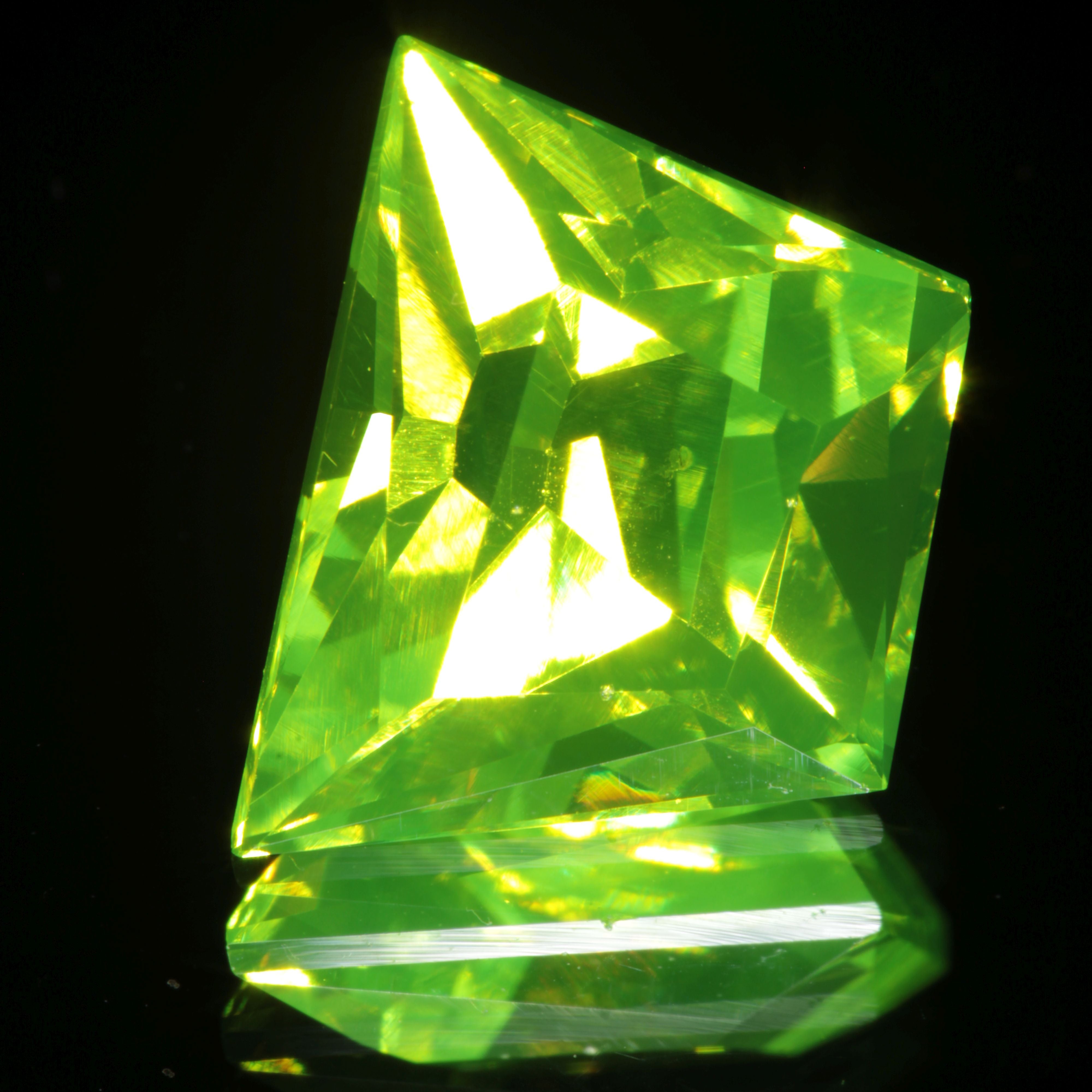 Faceted Neon Green Lumogarnet Luag Gem