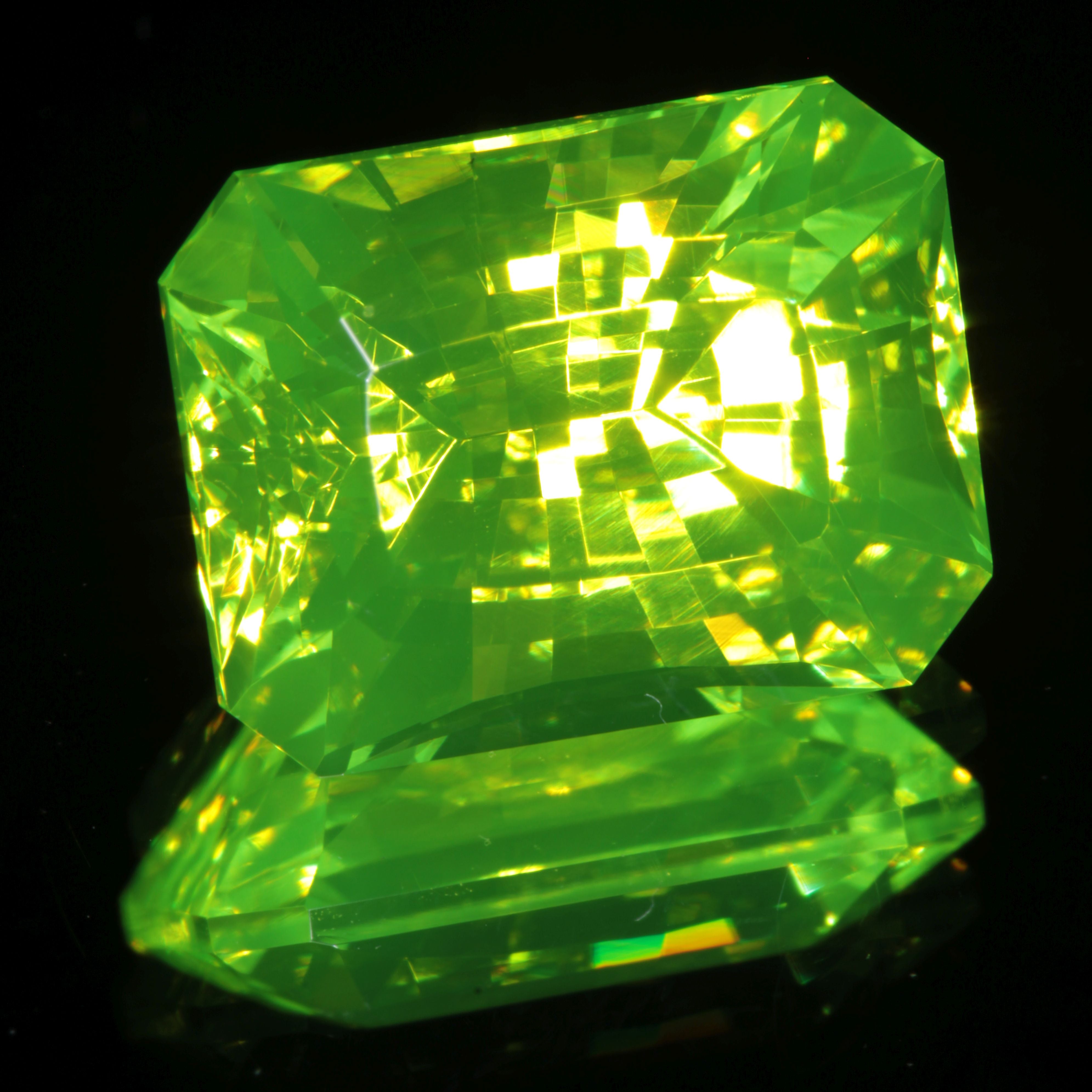 Faceted Neon Green Lumogarnet Luag Gem