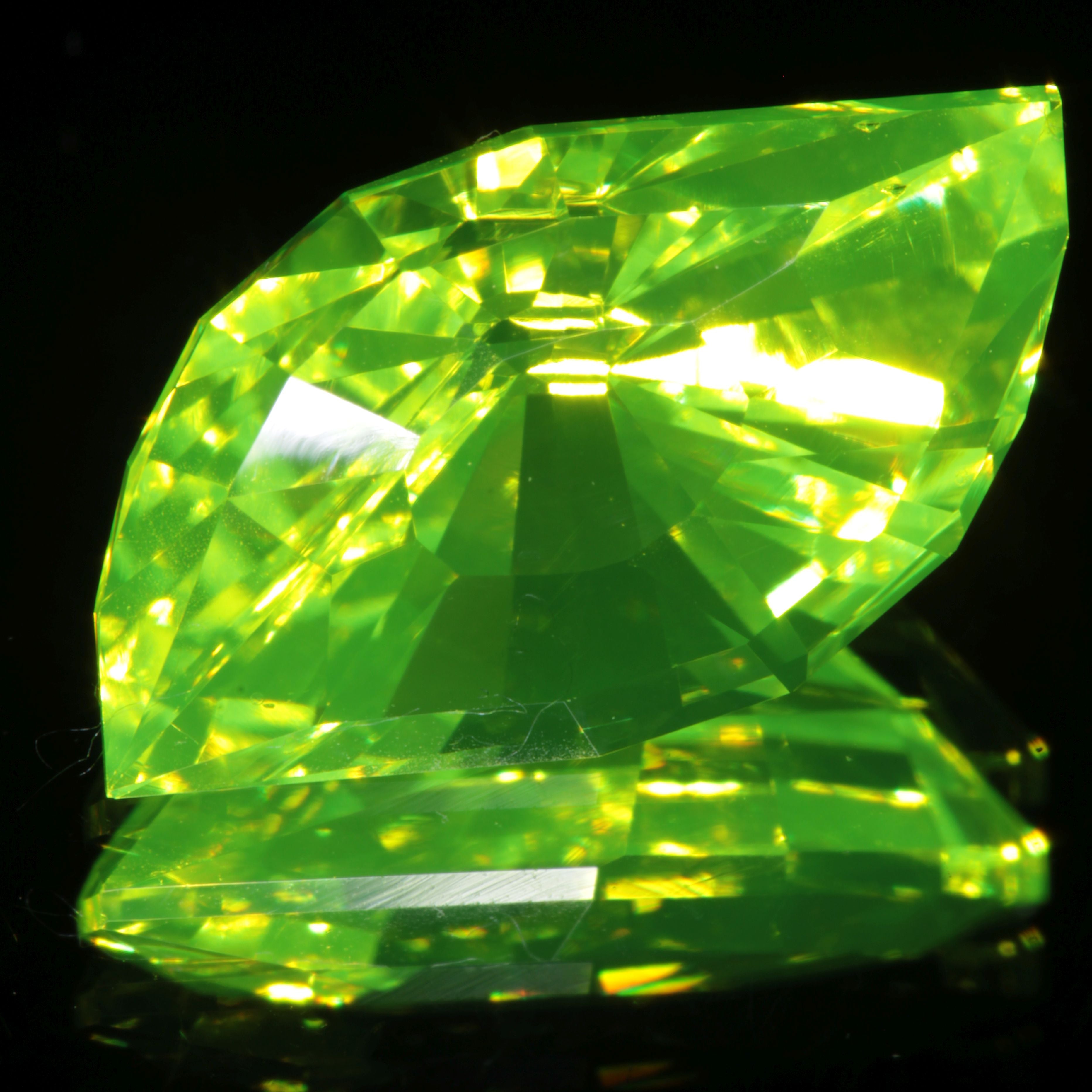 Faceted Neon Green Lumogarnet Luag Gem