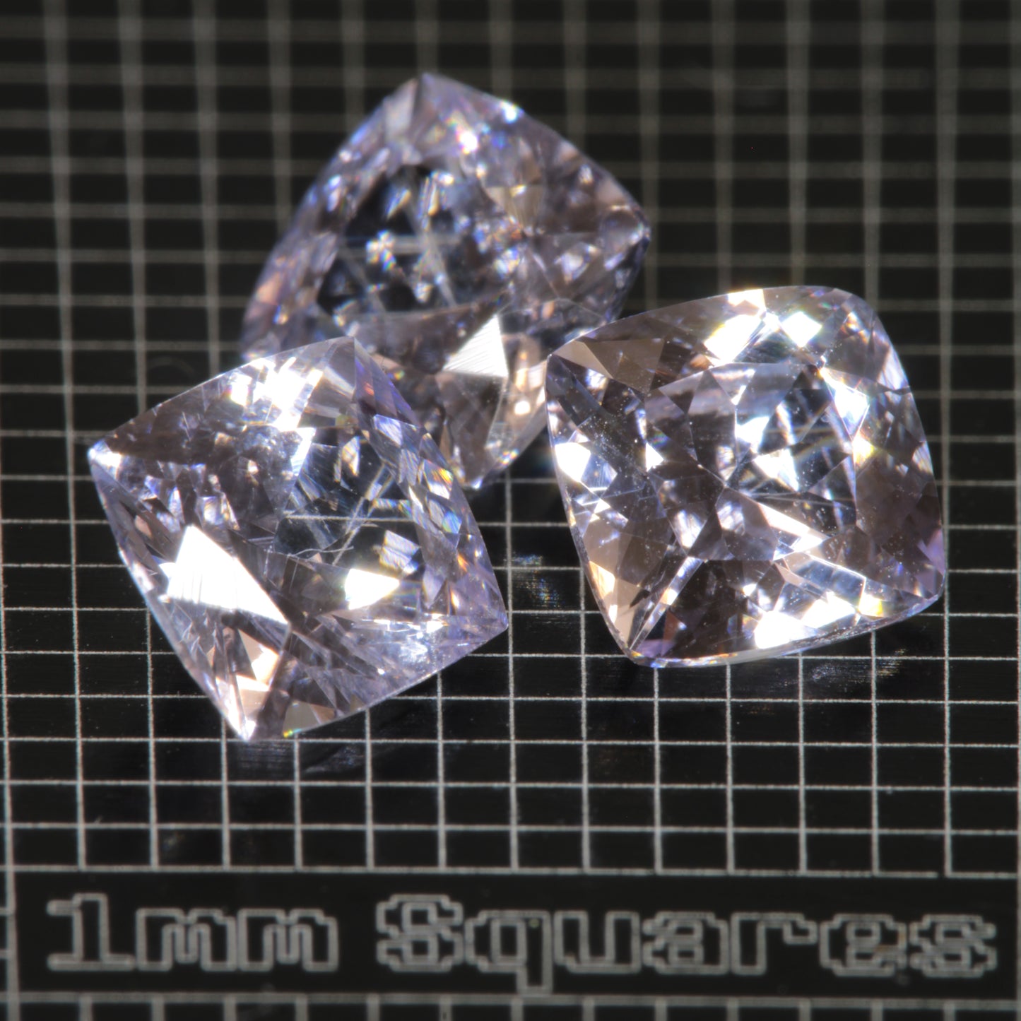 Pure Nd:YAG Calibrated Gems, Violet Laser Garnet Loose Stones
