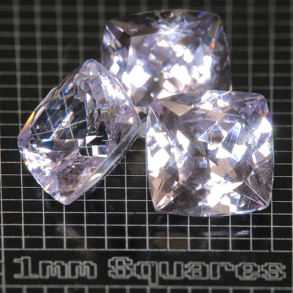 Pure Nd:YAG Calibrated Gems, Violet Laser Garnet Loose Stones