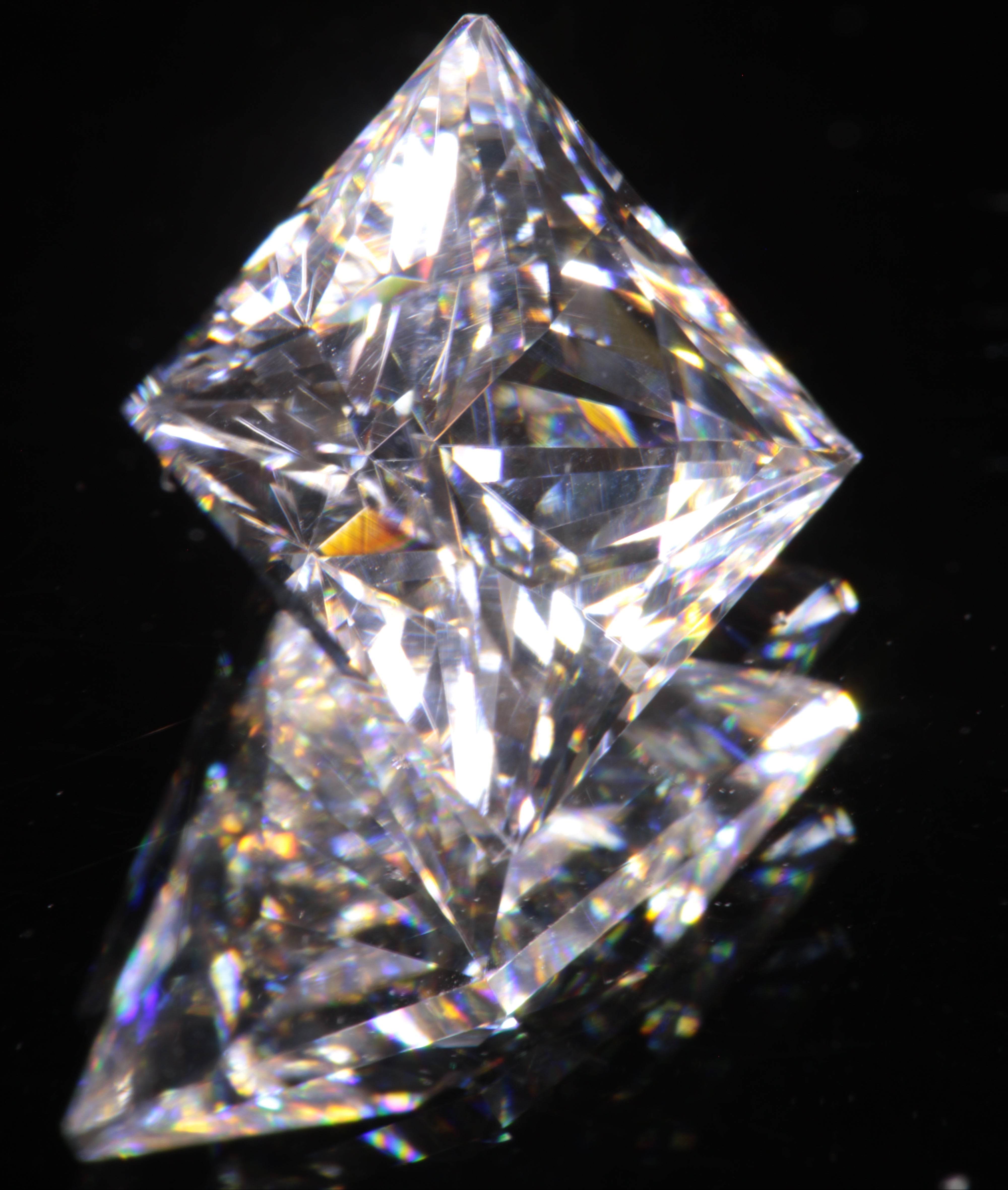 TGG Lab Garnets, Rare Lab Garnet from High Tech Lasers