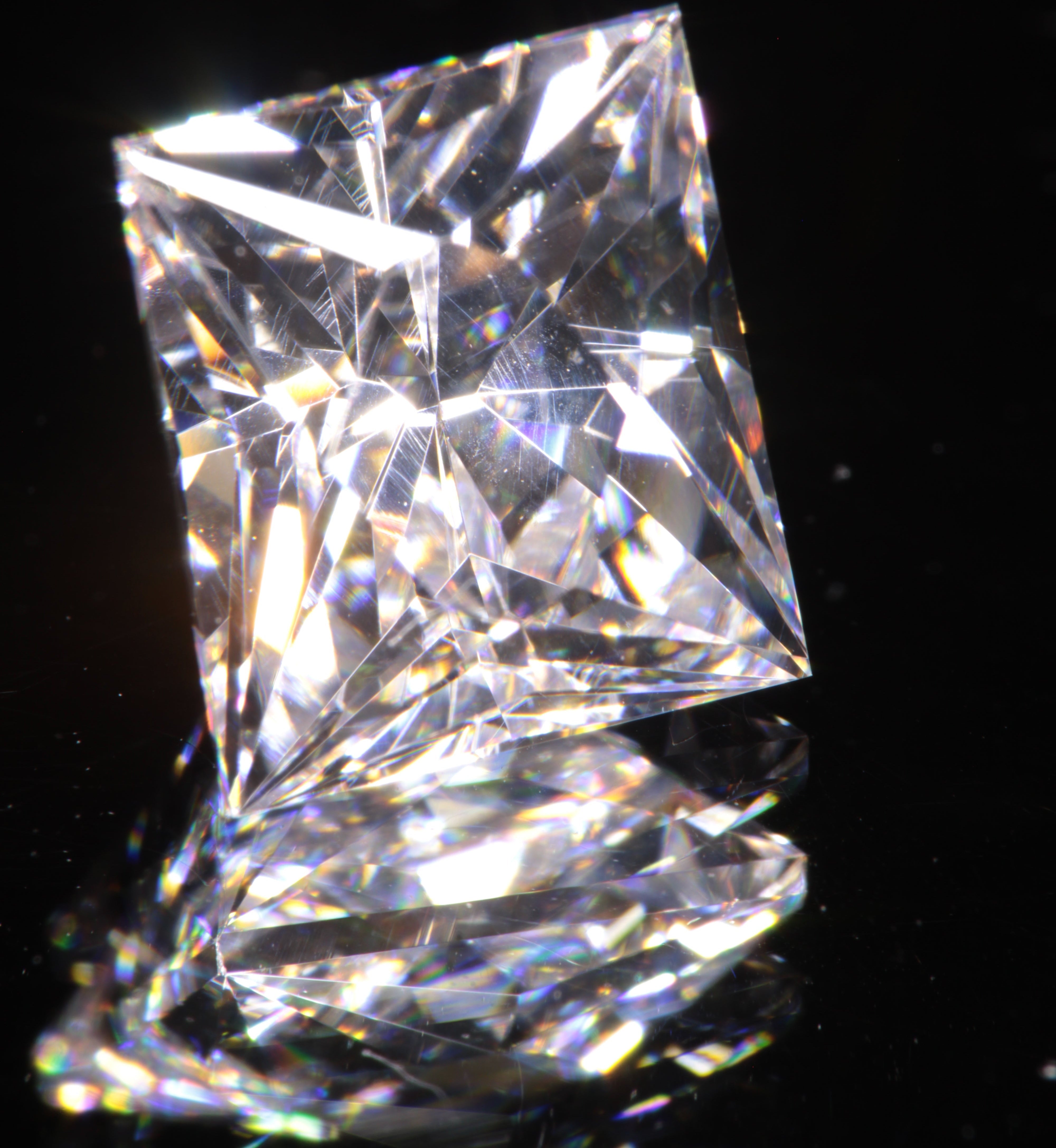 TGG Lab Garnets, Rare Lab Garnet from High Tech Lasers
