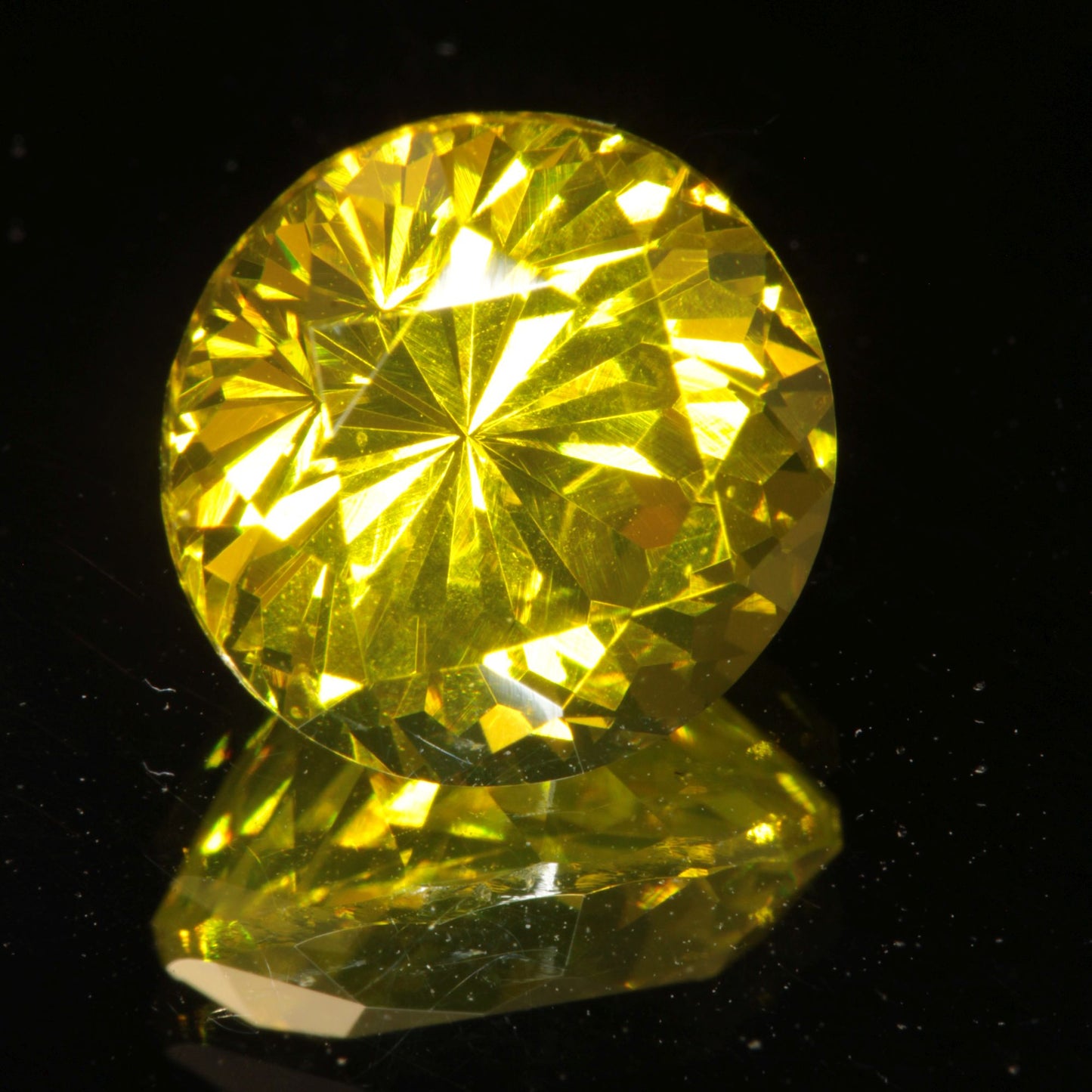 Golden Laser Garnet Faceted Stones, Ce+Nd YAG