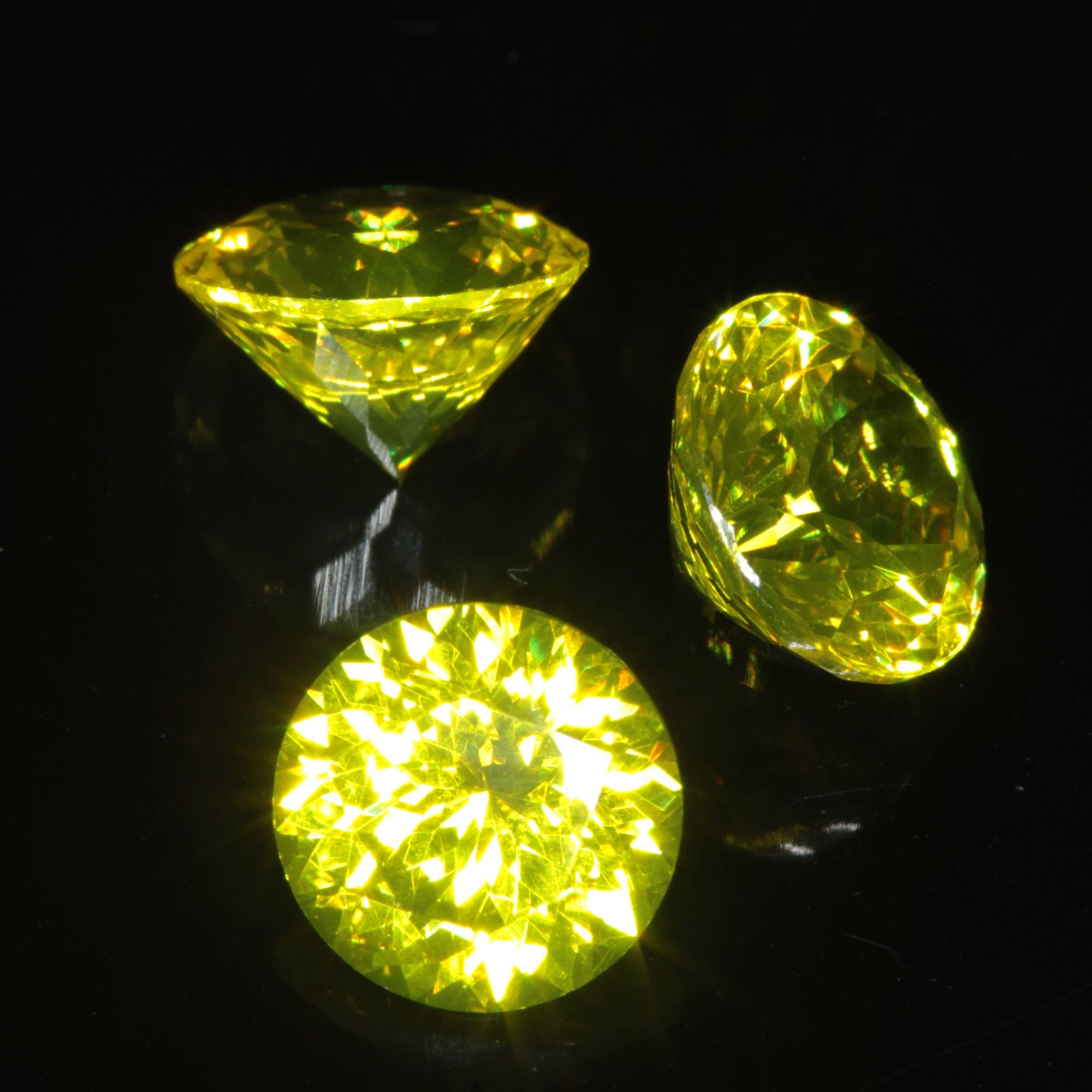 Golden Laser Garnet Faceted Stones, Ce+Nd YAG – Gems Of Science