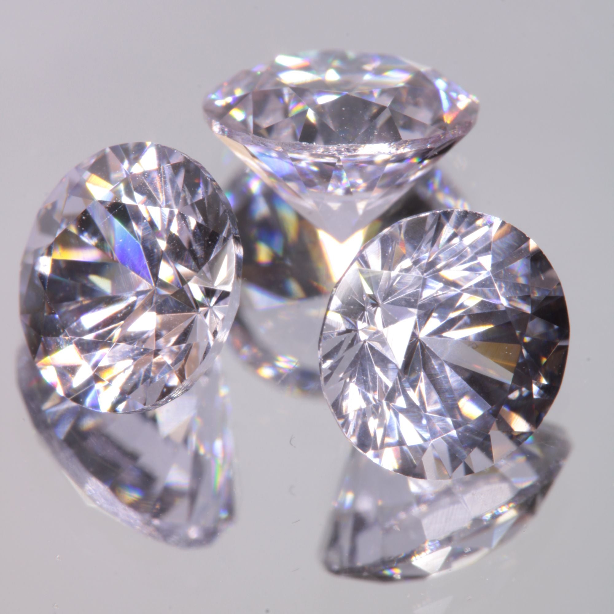 Faceted 6mm Round YAG:Nd:Ce Gemstone