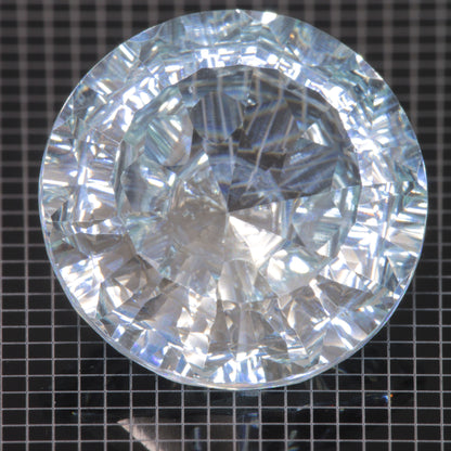 Faceted Yb:YAG Fantasy Round Gemstone