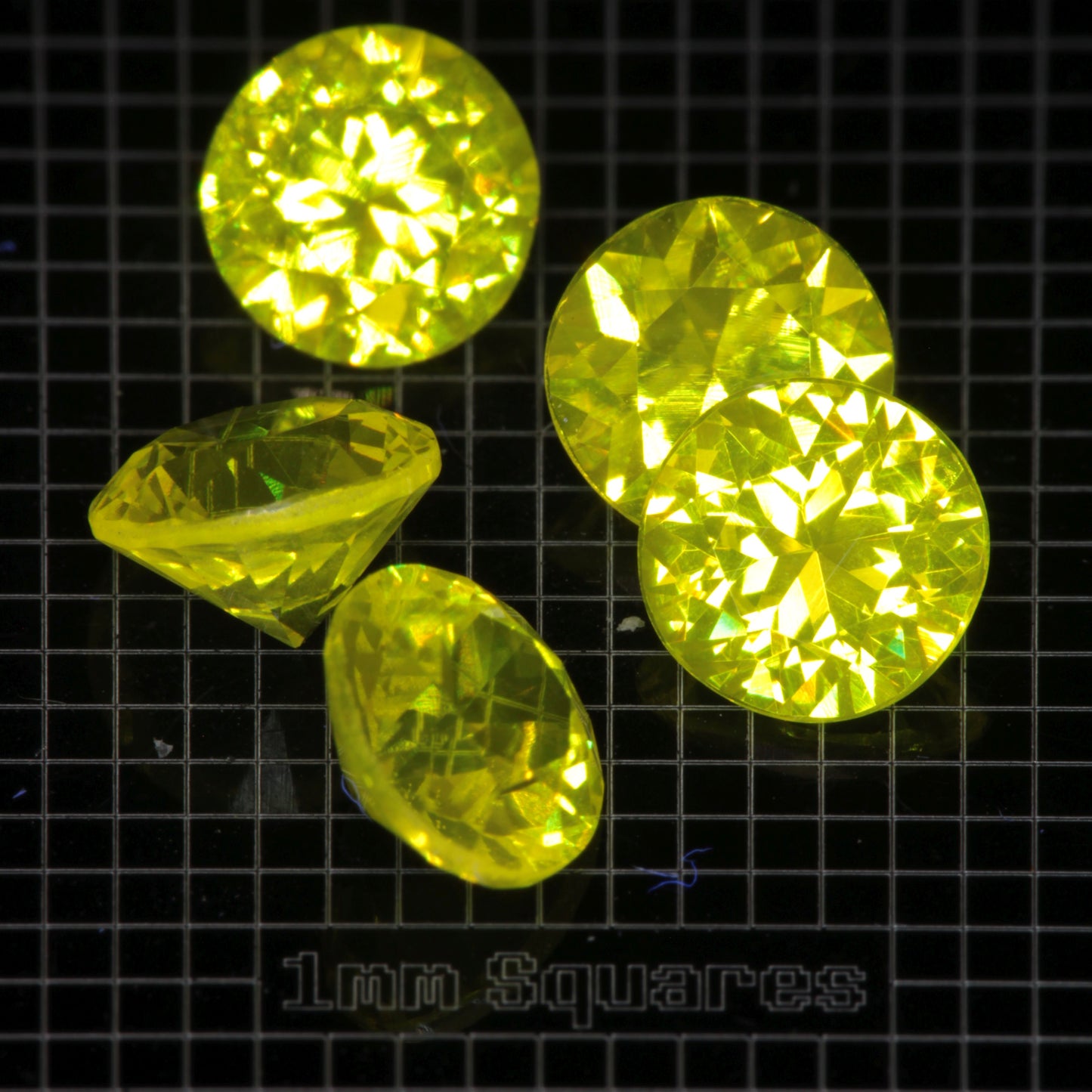 Faceted GAGG:Ce Round gemstone