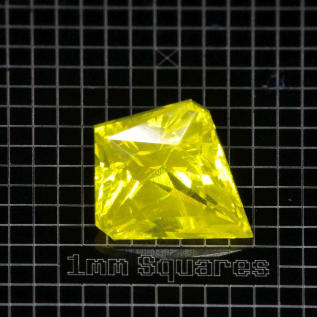 Yellow GAGG garnet Kite gemstone